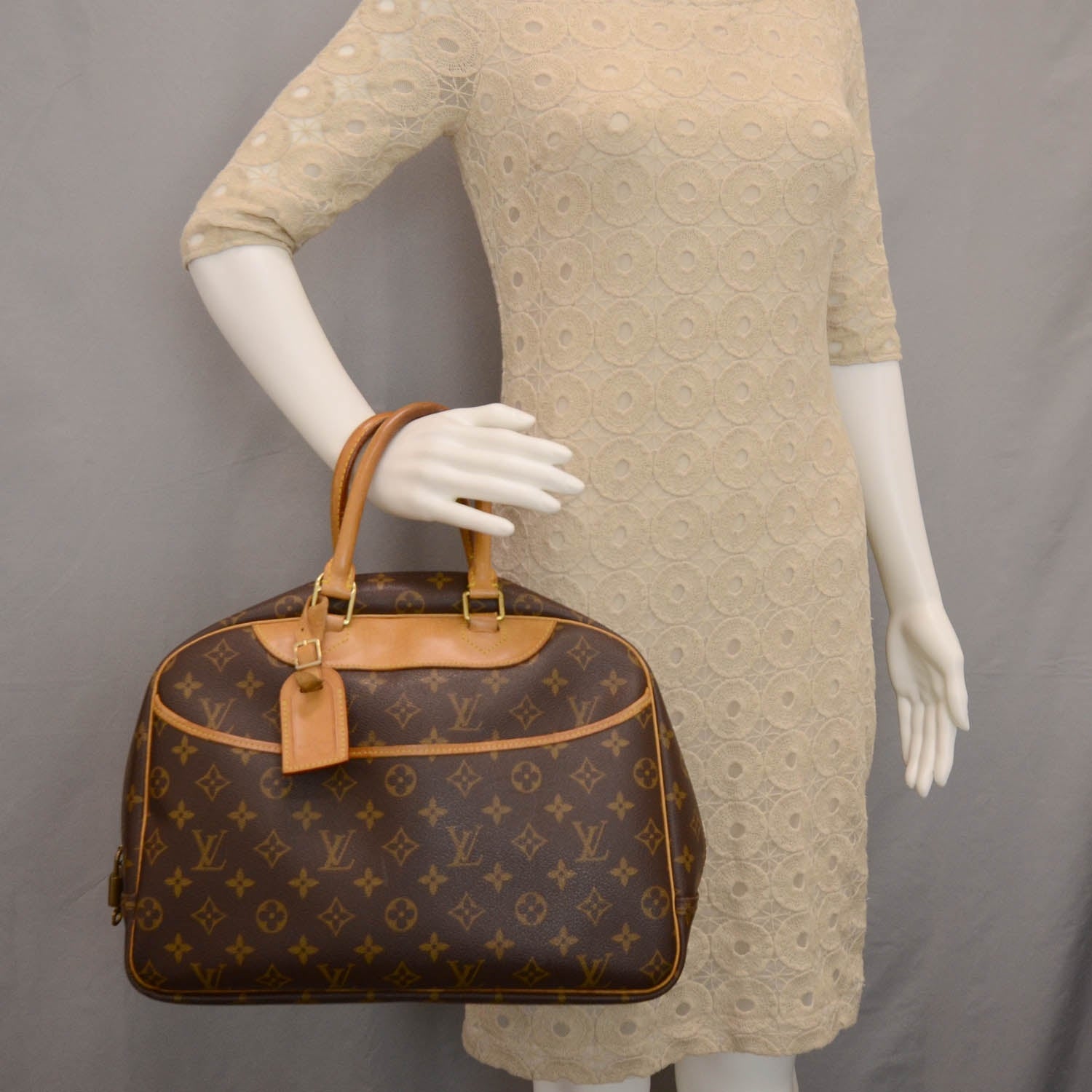 Louis Vuitton Monogram Deauville 2 of 7