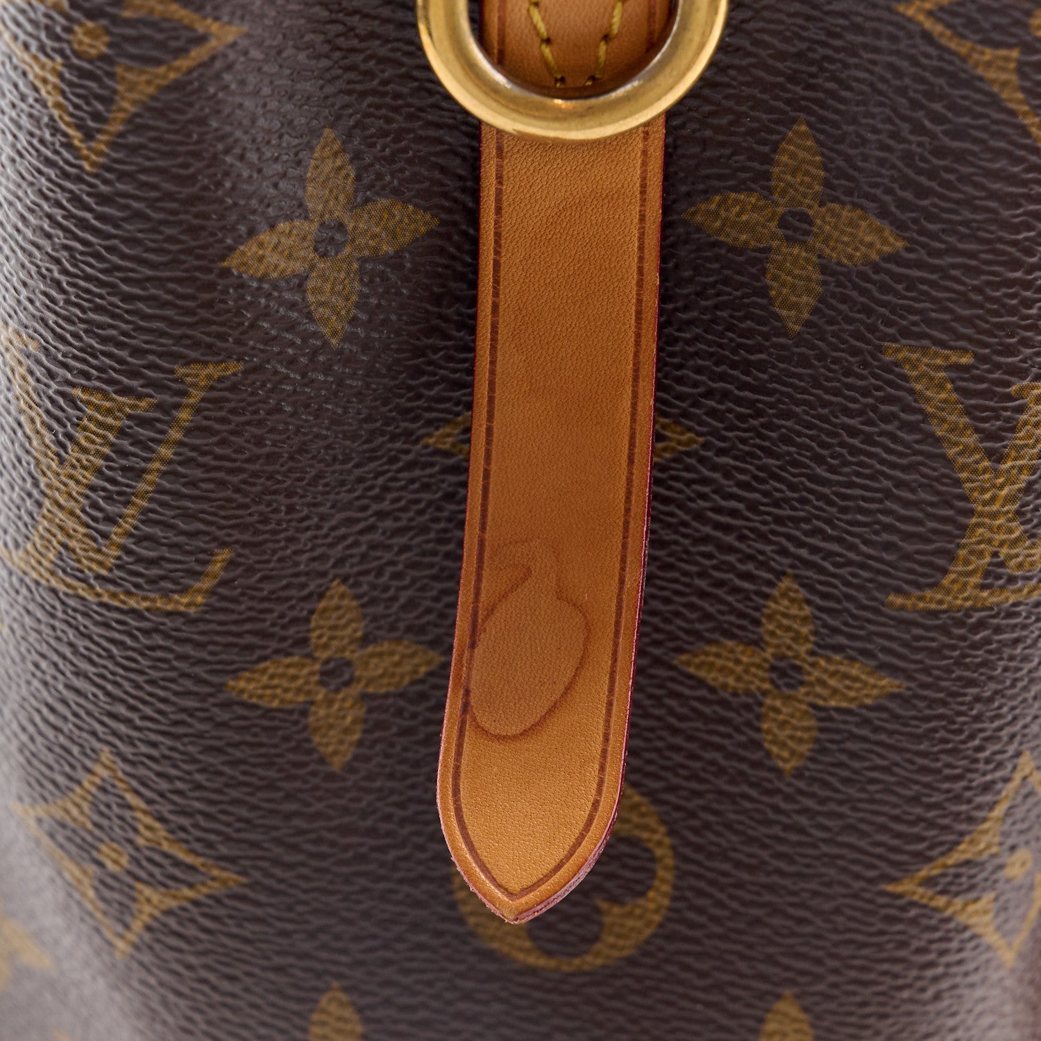 Louis Vuitton Monogram Montaigne BB 13 of 15