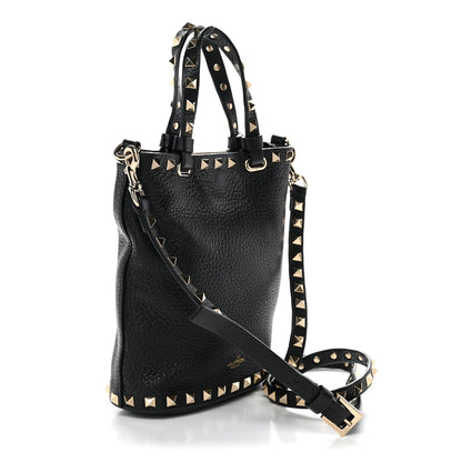 Valentino Garavani Pebbled Calfskin Rockstud Bucket Bag Black 3 of 10