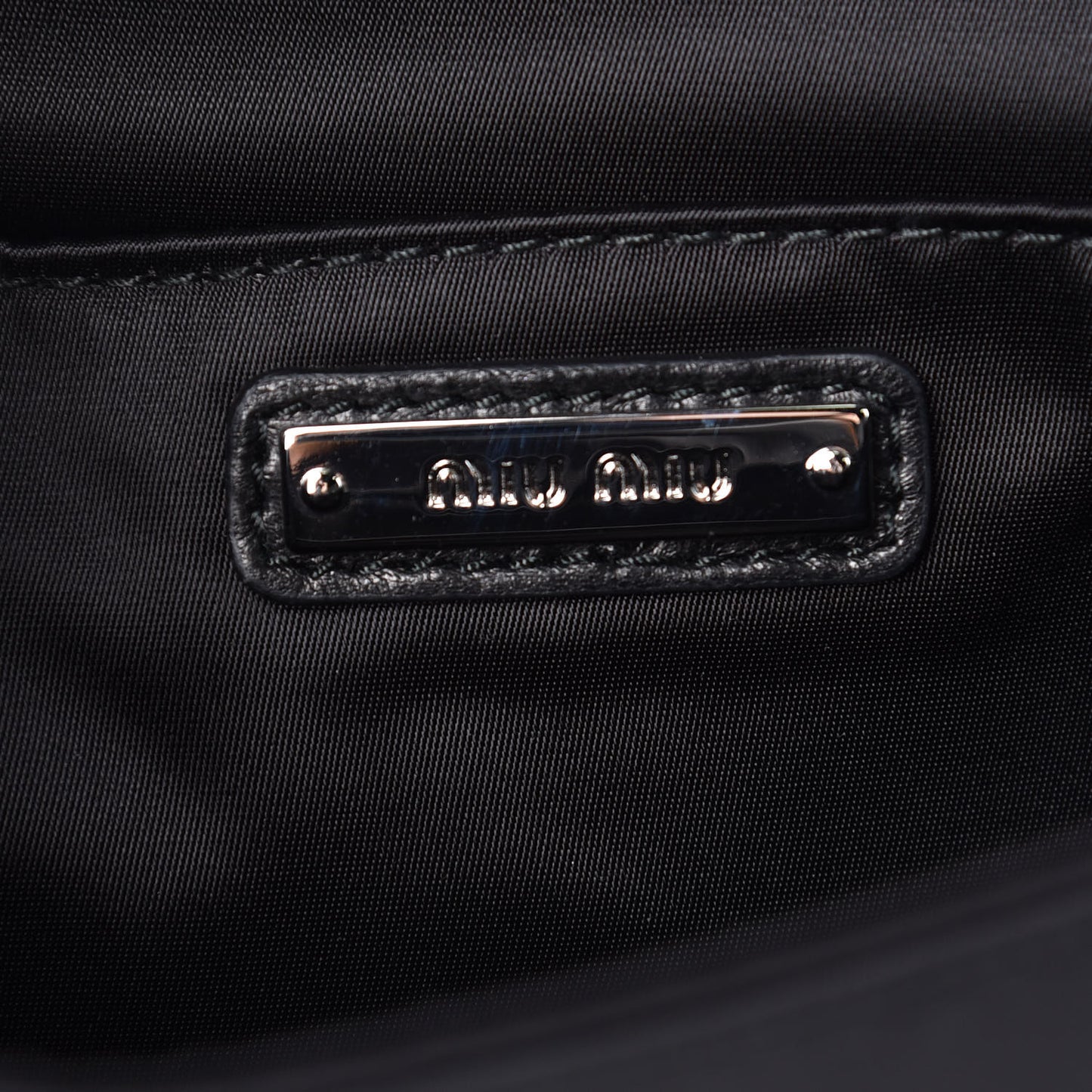 Tessuto Matelasse Delice Miu Logo Bag Black