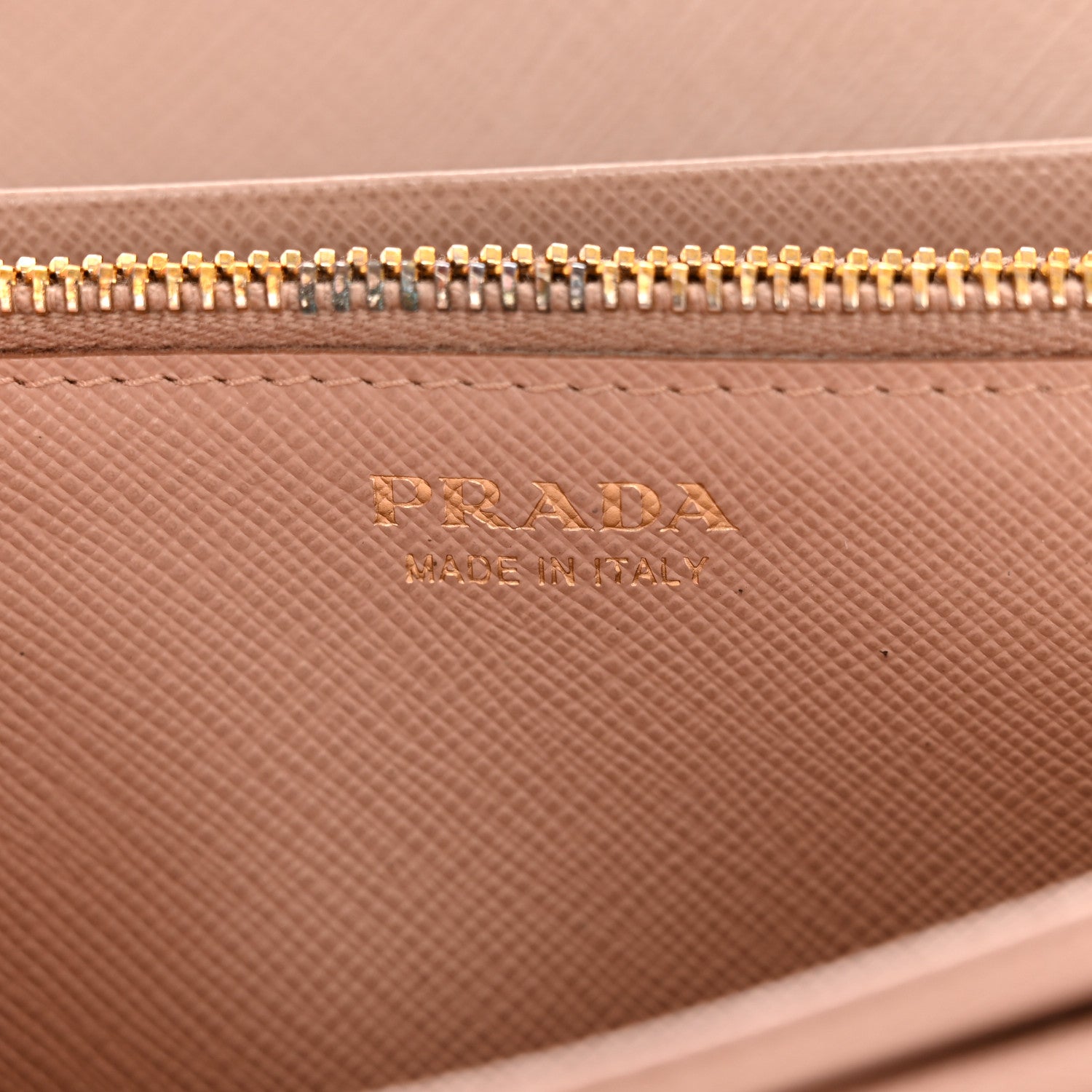 Prada Saffiano Bow Continental Wallet Cammeo 7 of 12