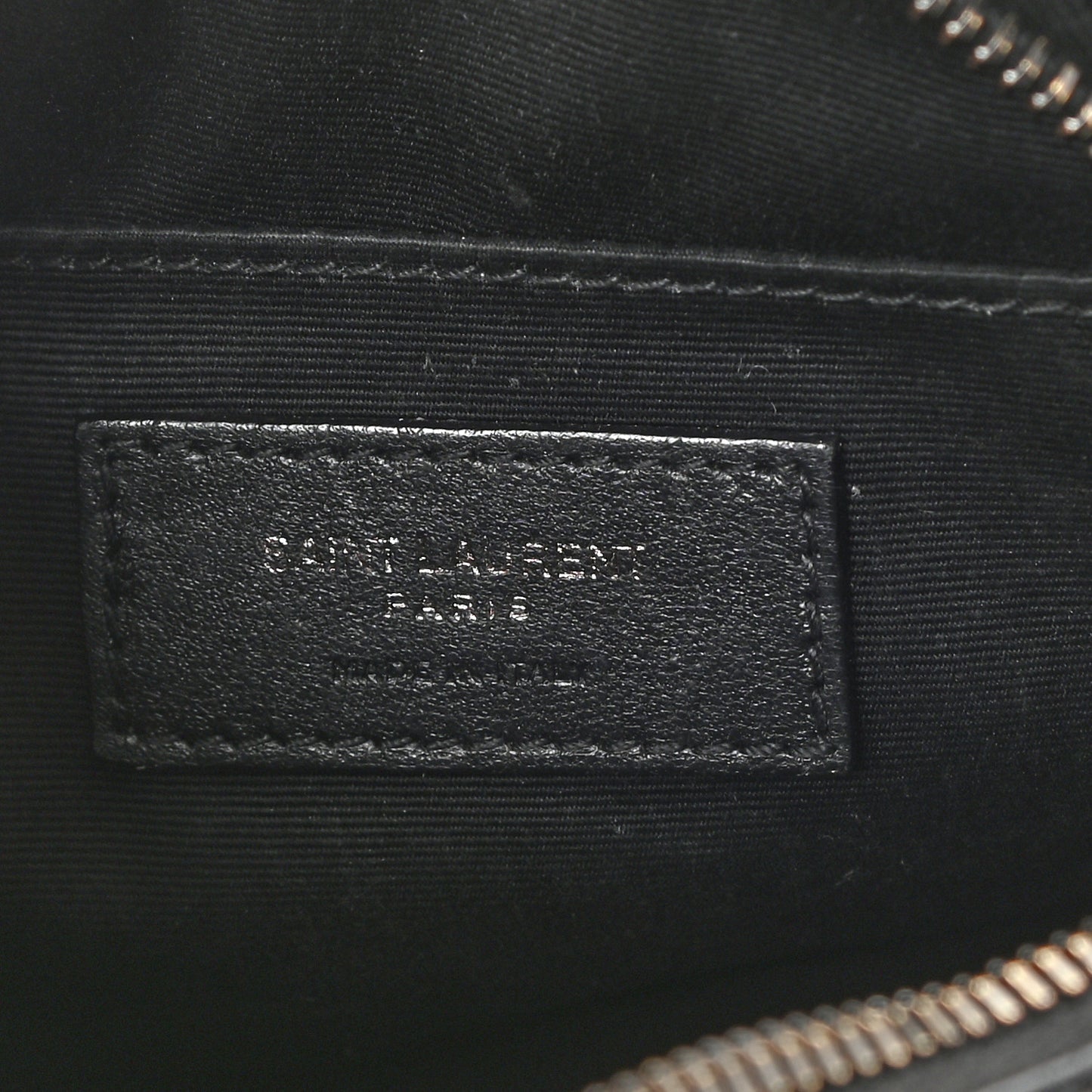 Calfskin Matelasse Chevron Round Vinyle Camera Bag Black
