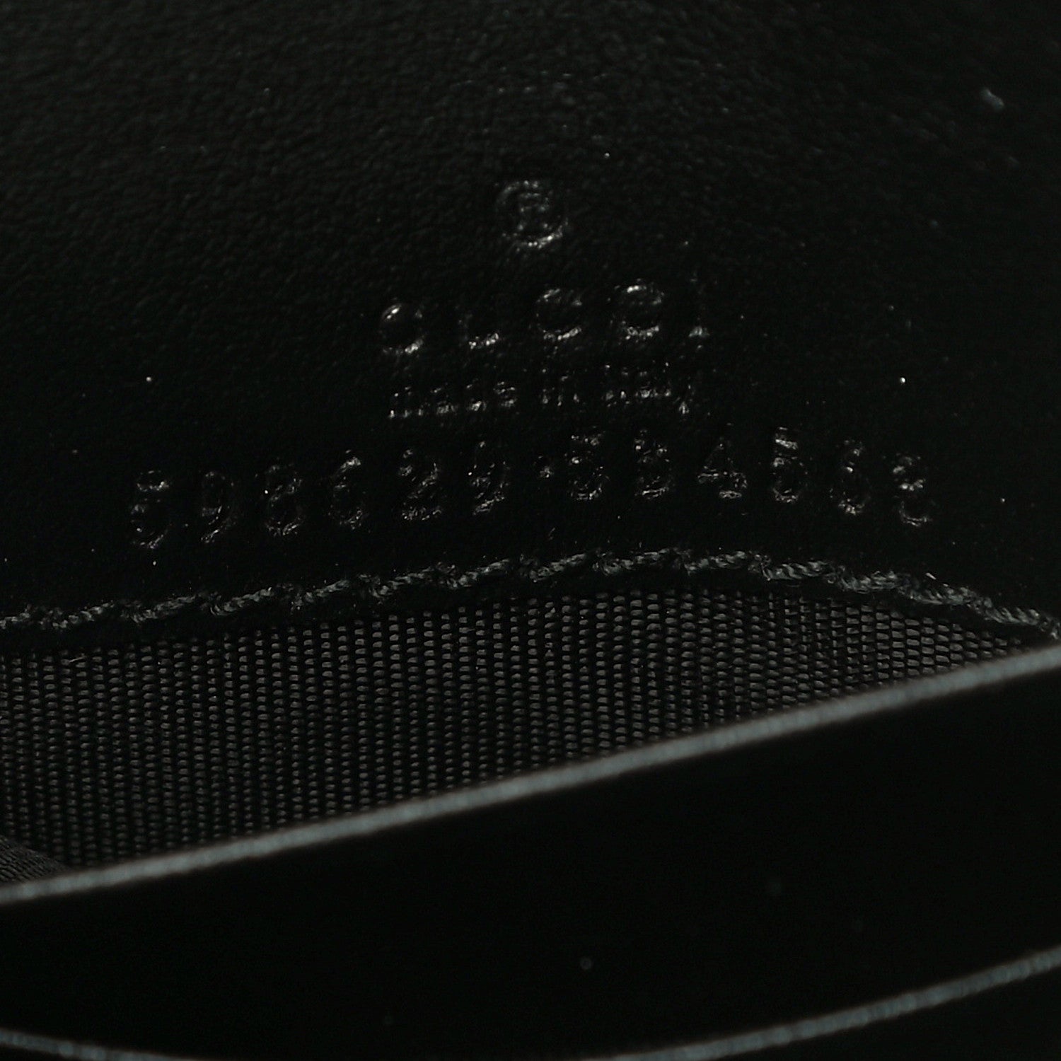 Gucci Calfskin Matelasse GG Marmont Medium Wallet Black 6 of 9