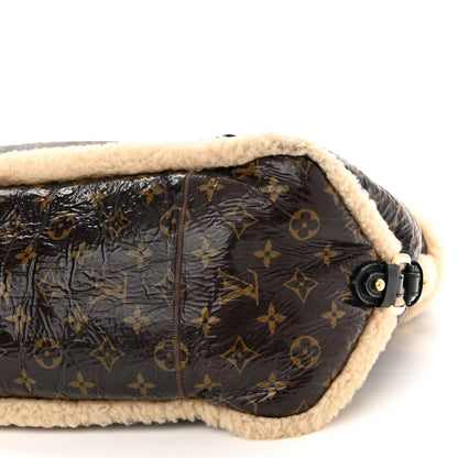 Louis Vuitton Patent Monogram Shearling Sac Thunder 9 of 10