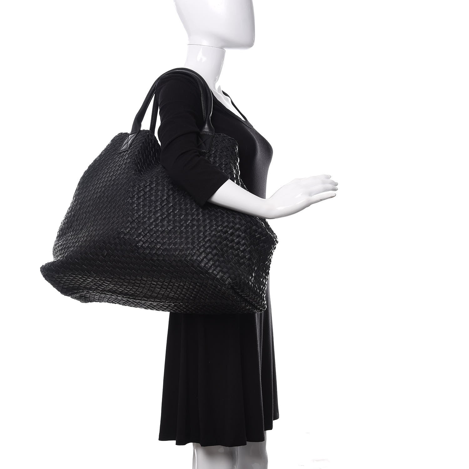 Bottega Veneta Nappa Intrecciato Cabat Black 2 of 13