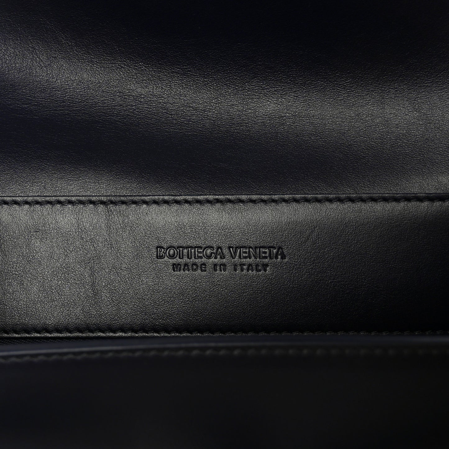 Calfskin Intrecciato Small Andiamo Messenger Bag Nocturnal
