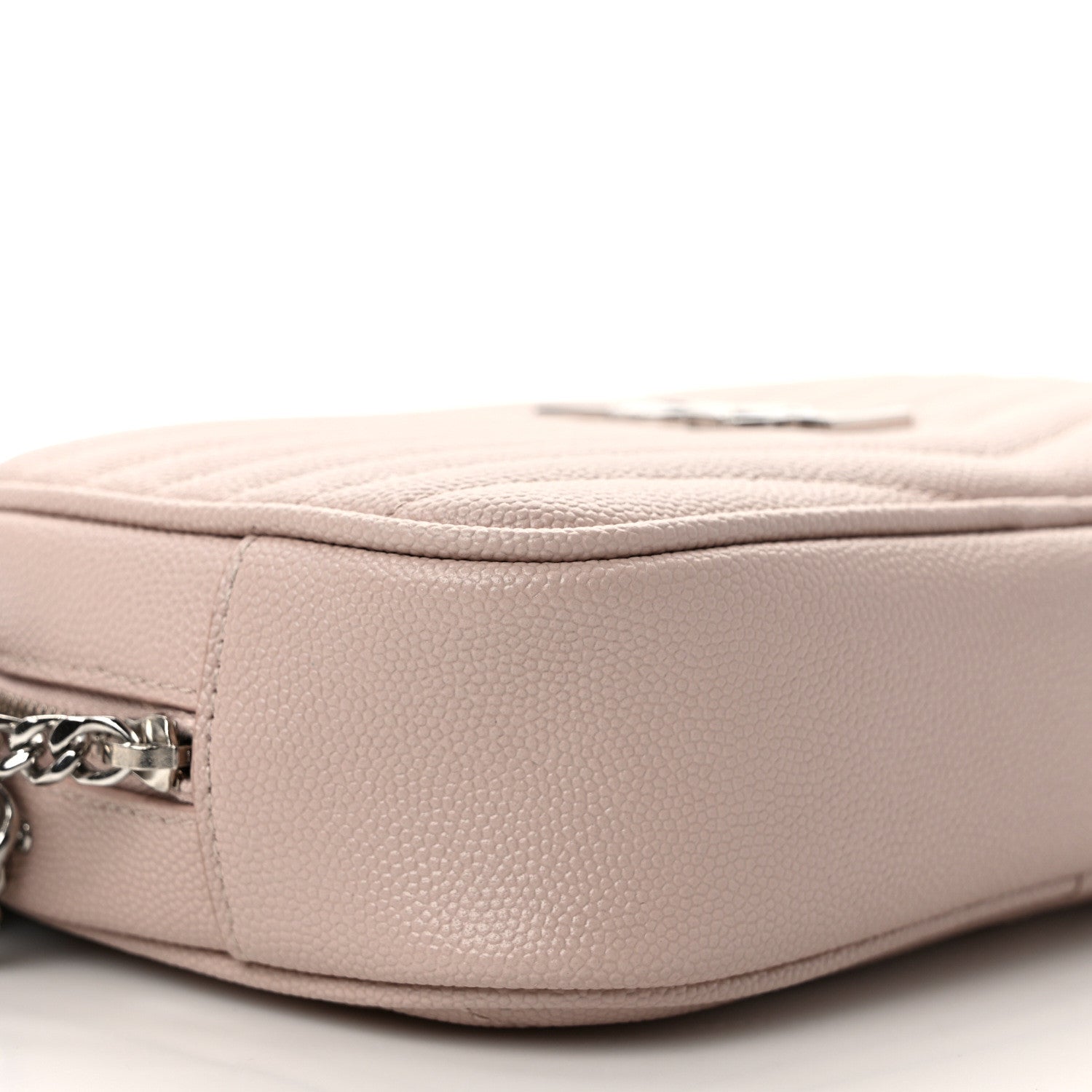 Saint Laurent Grain De Poudre Matelasse Monogram Mini Lou Camera Bag Cement Pink 8 of 10