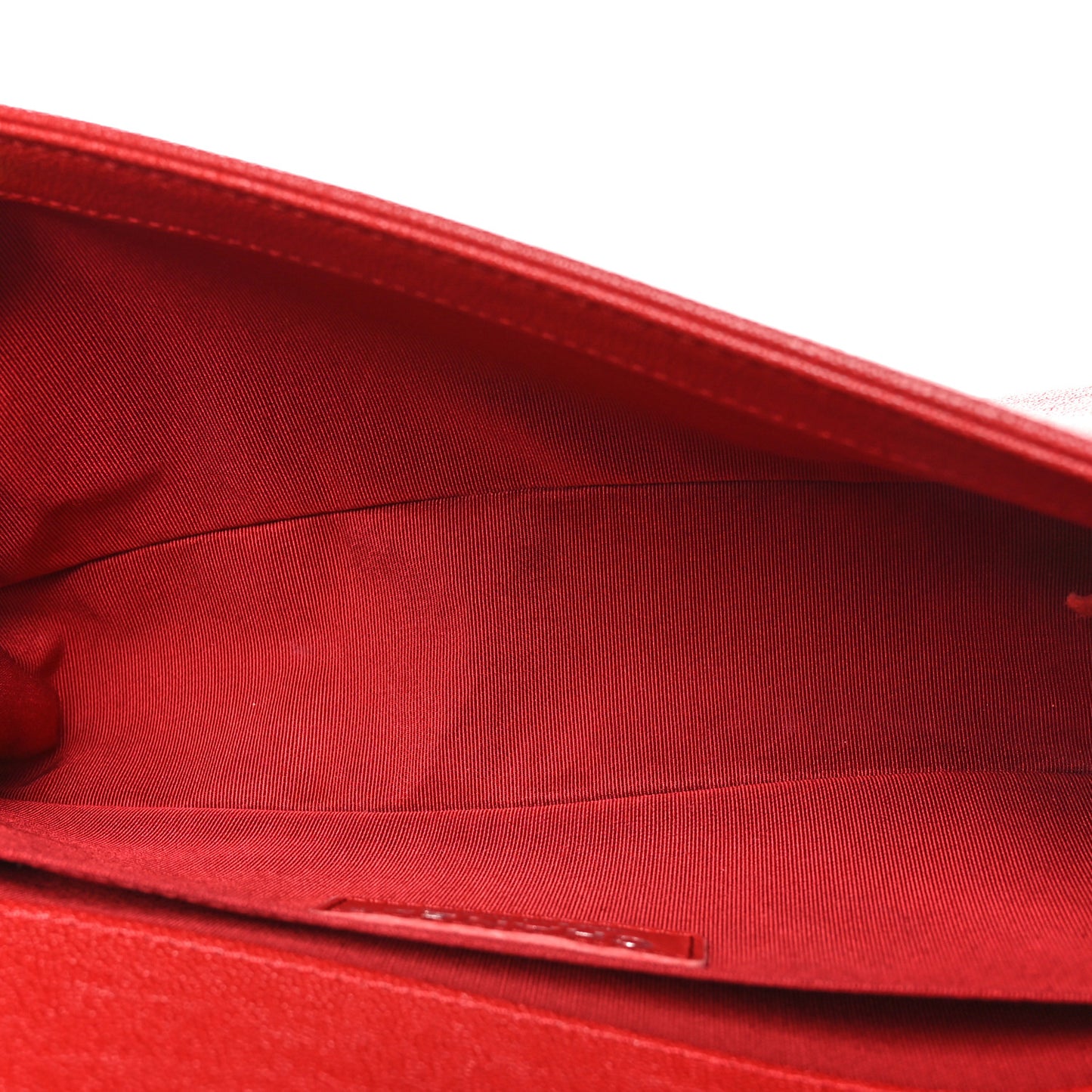 Caviar Quilted Medium Boy Flap Red