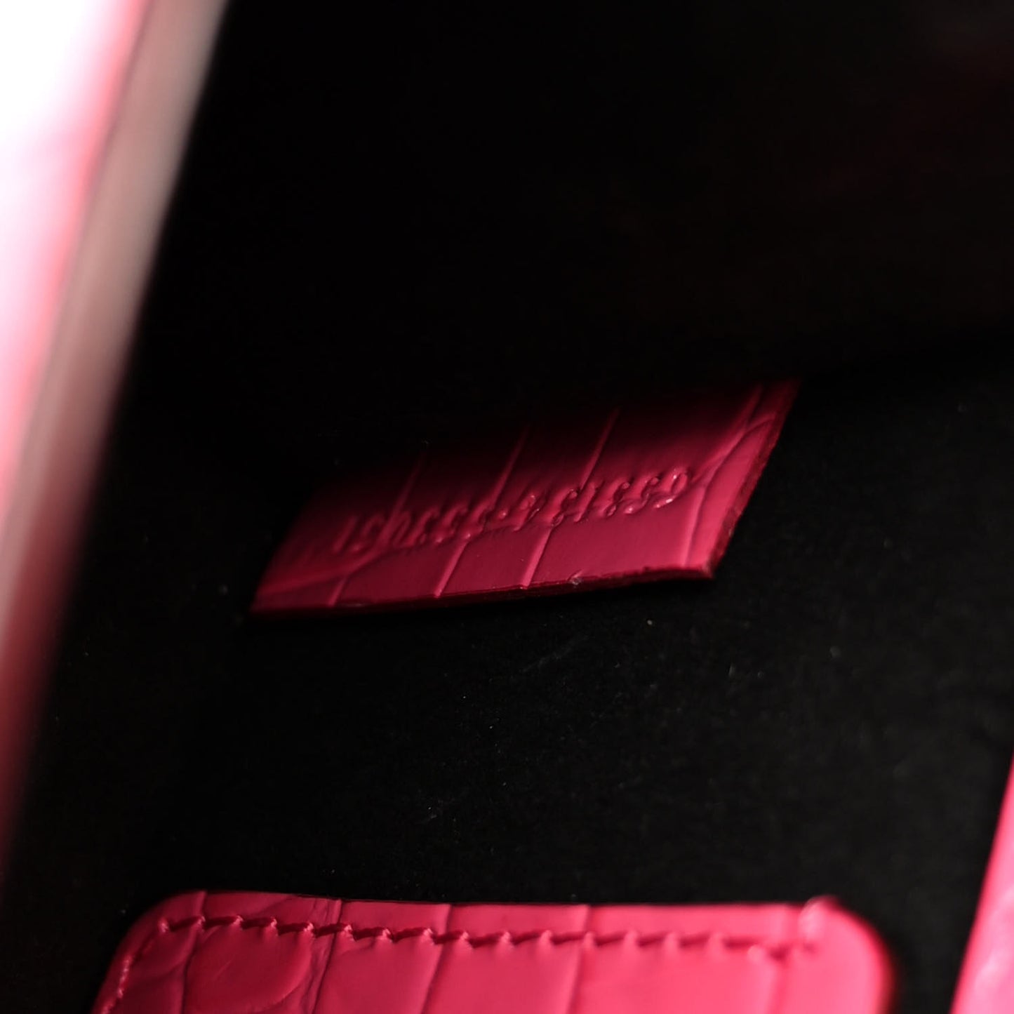 Calfskin Crocodile Embossed Knuckle Shoulder Bag Peony Pink