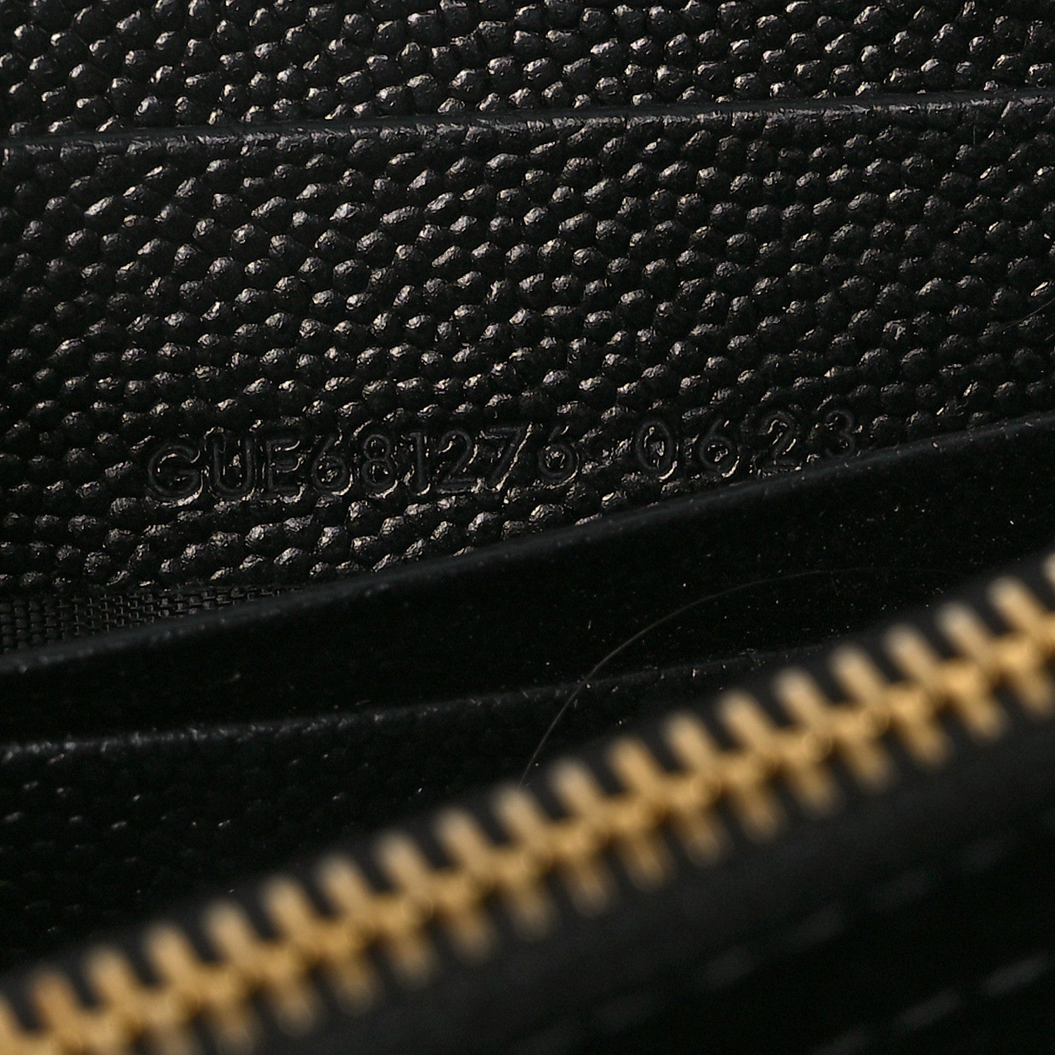 Saint Laurent Grain De Poudre Mixed Matelasse Triquilt Large Monogram Wallet Black 8 of 11