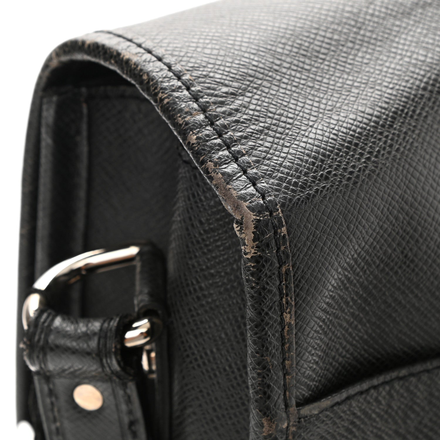 Louis Vuitton Taiga Alexei Messenger Ardoise 7 of 14