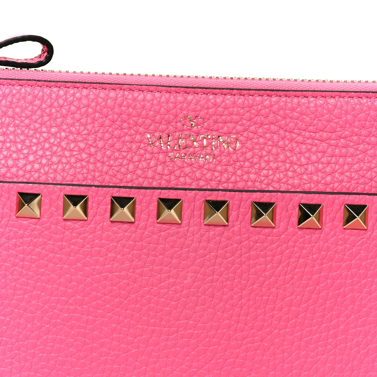 Pebbled Calfskin Medium Rockstud Flat Pouch Pink