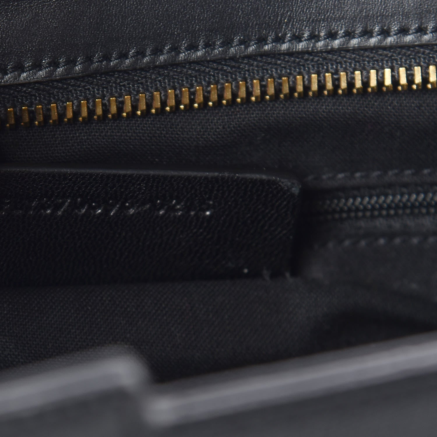 Saint Laurent Textured Calfskin Medium Classic Y Cabas Black 9 of 9