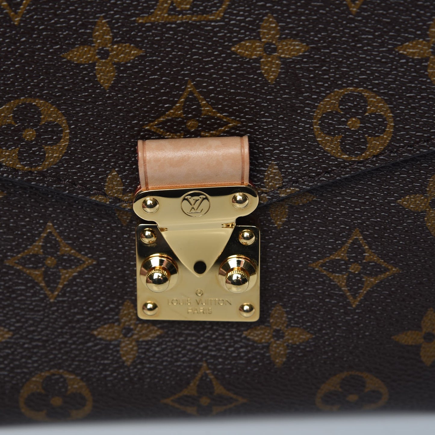 Monogram Pochette Metis