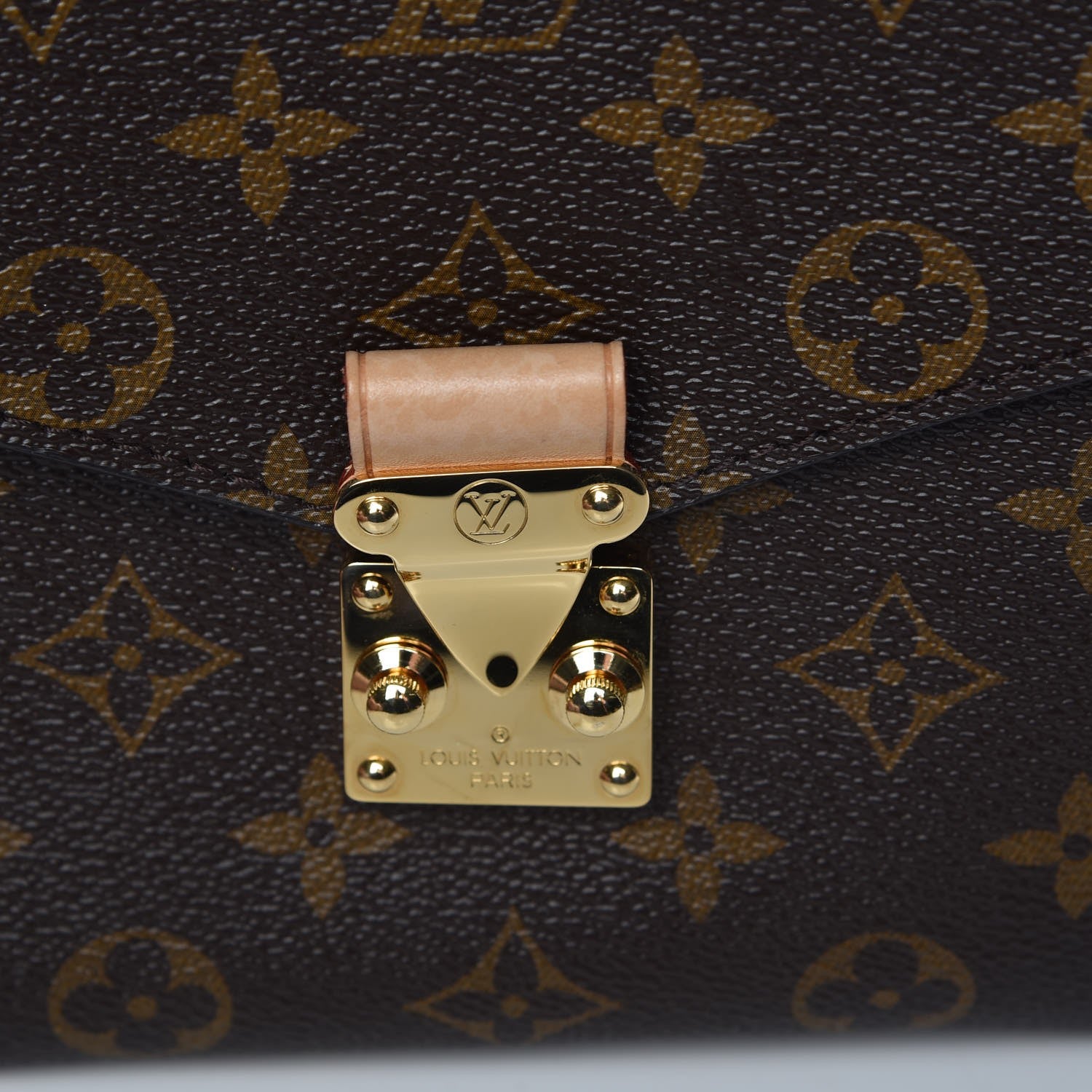 Louis Vuitton Monogram Pochette Metis 9 of 9