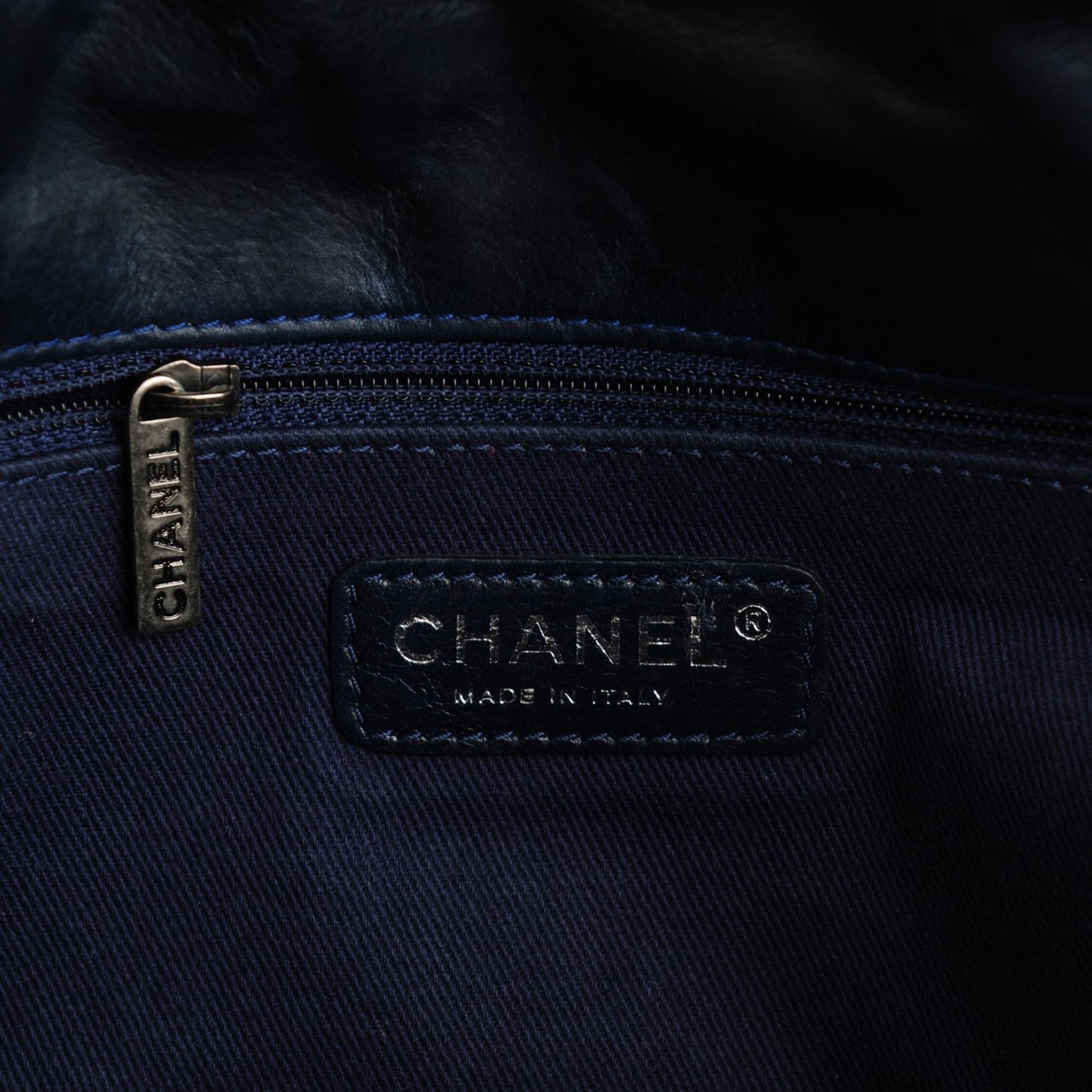 Iridescent Calfskin Quilted Large New Bubble Flap Navy