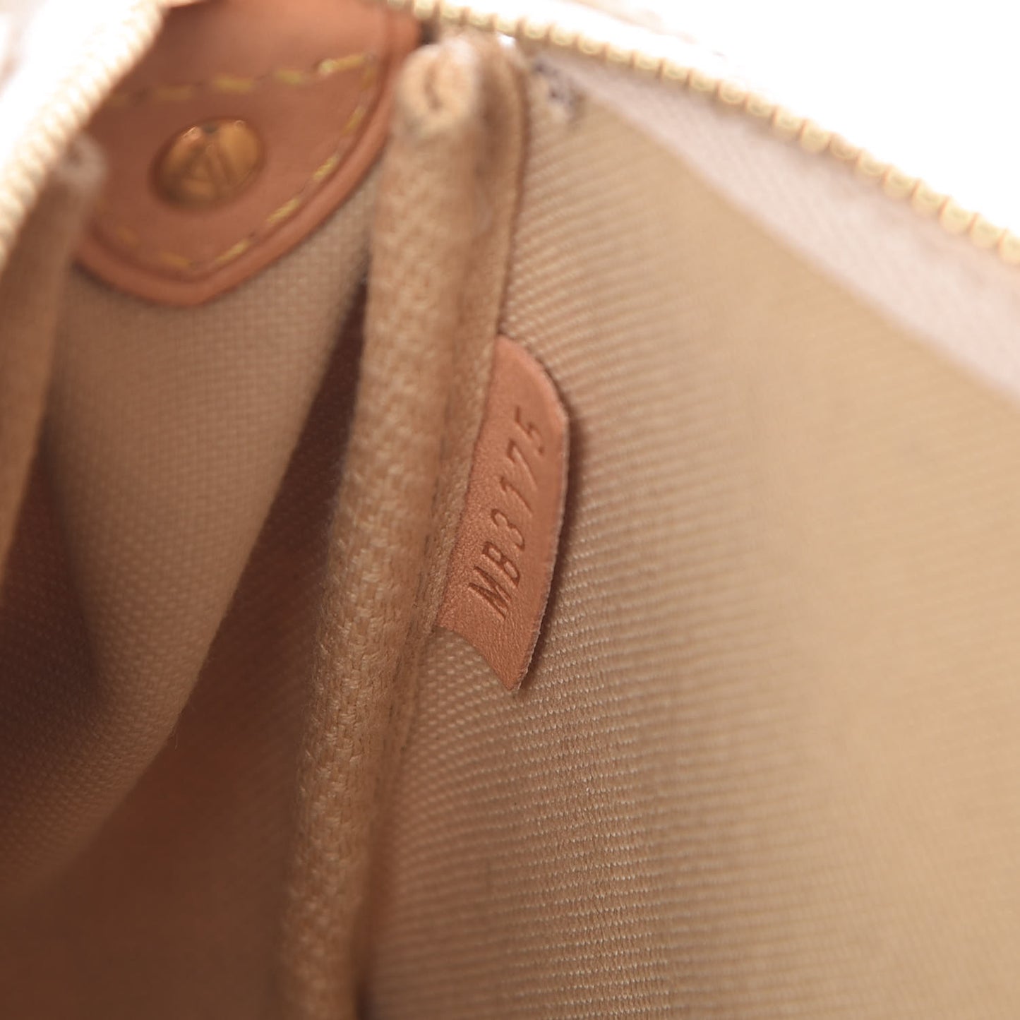 Damier Azur Eva Clutch