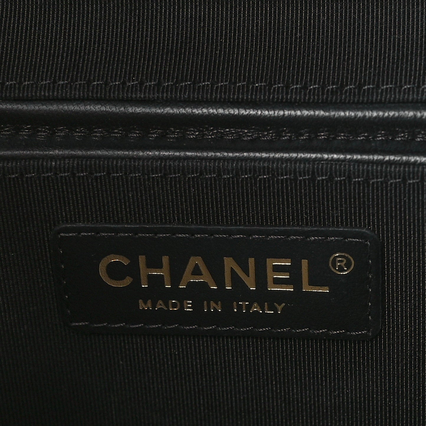 Lambskin Quilted Vendome Case Black