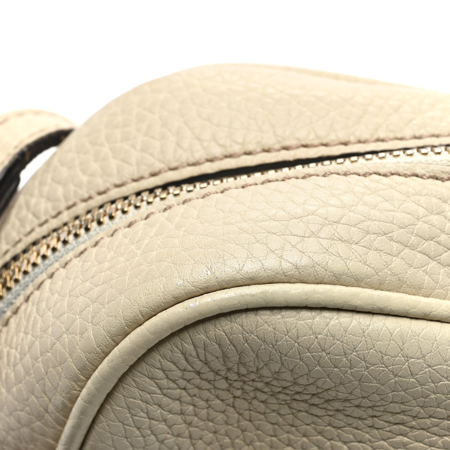Gucci Pebbled Calfskin Small Soho Disco Bag Off White 14 of 14
