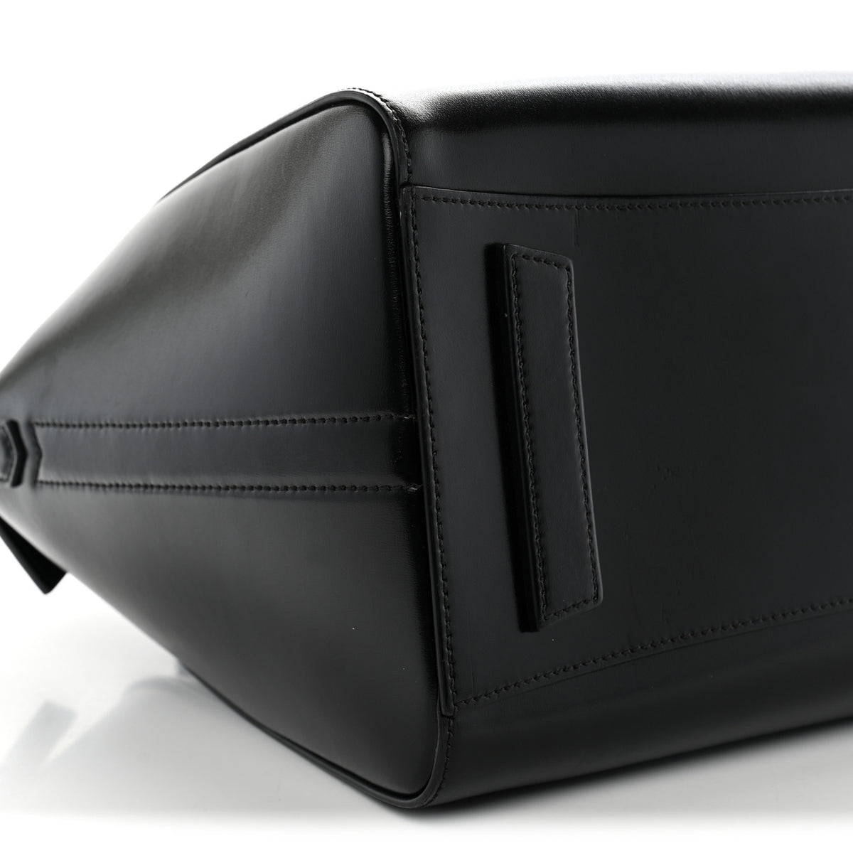 Shiny Lord Calfskin Large Antigona Black