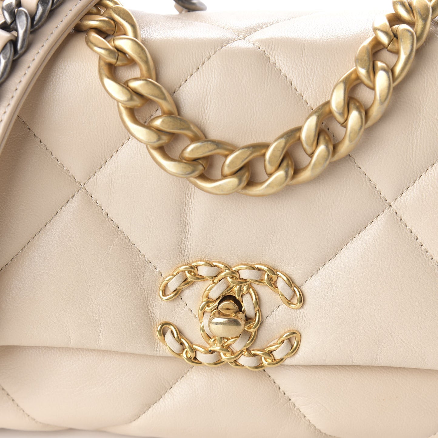 Lambskin Quilted Medium 19 Flap Light Beige