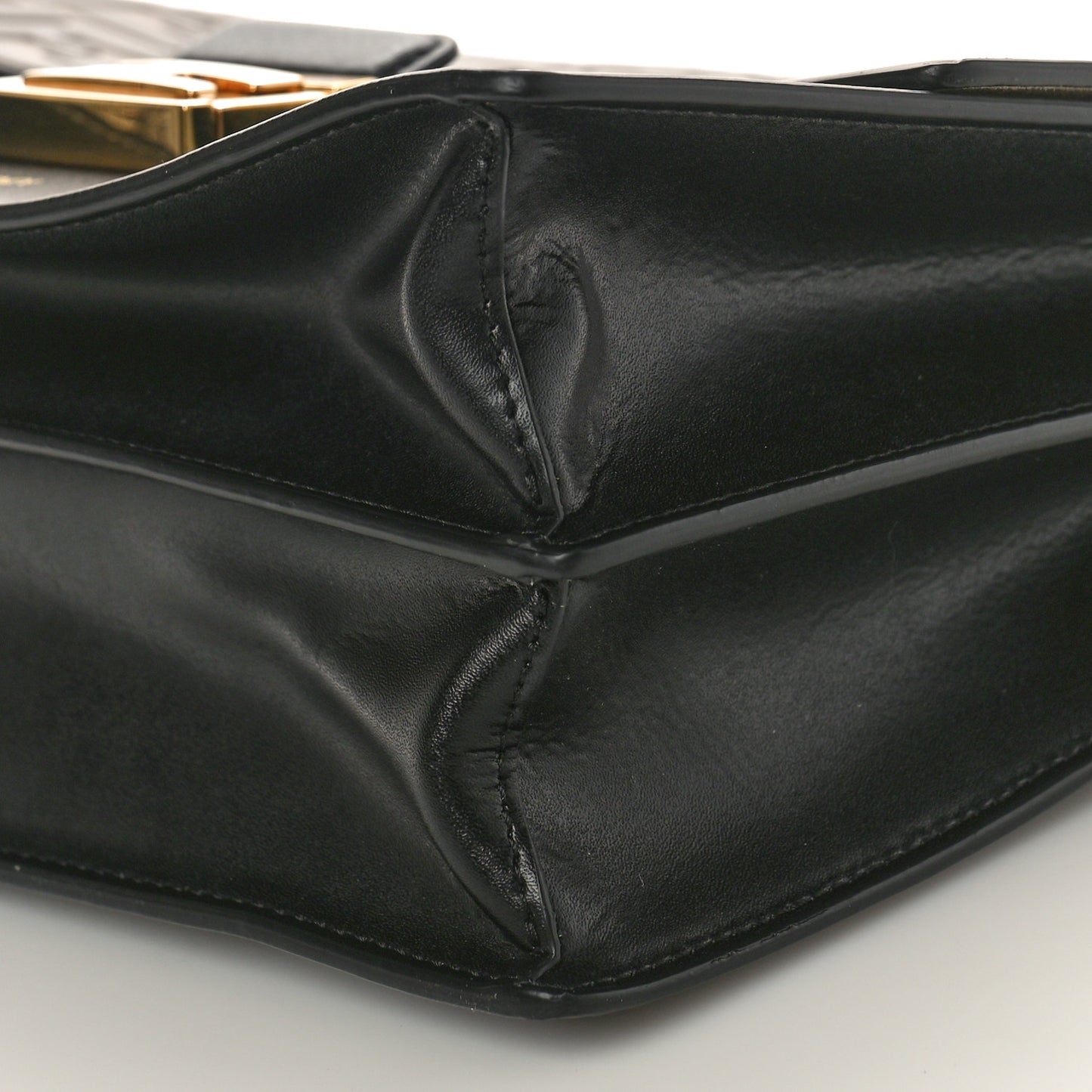 Vitello Liberty Bi-Color FF 1974 Embossed Chain Strap Kan U Shoulder Bag Black Maya