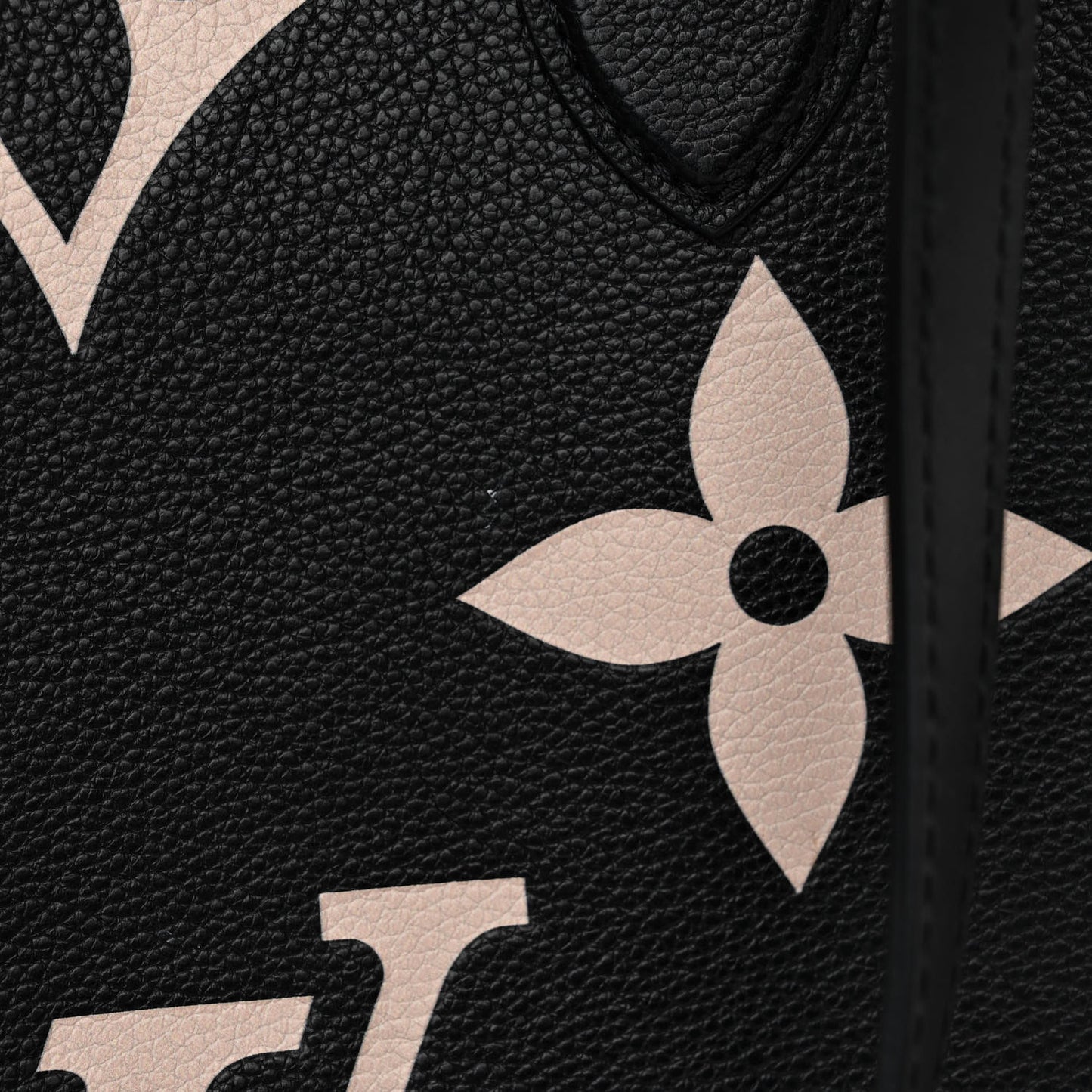 Empreinte Monogram Giant Onthego GM Black Beige