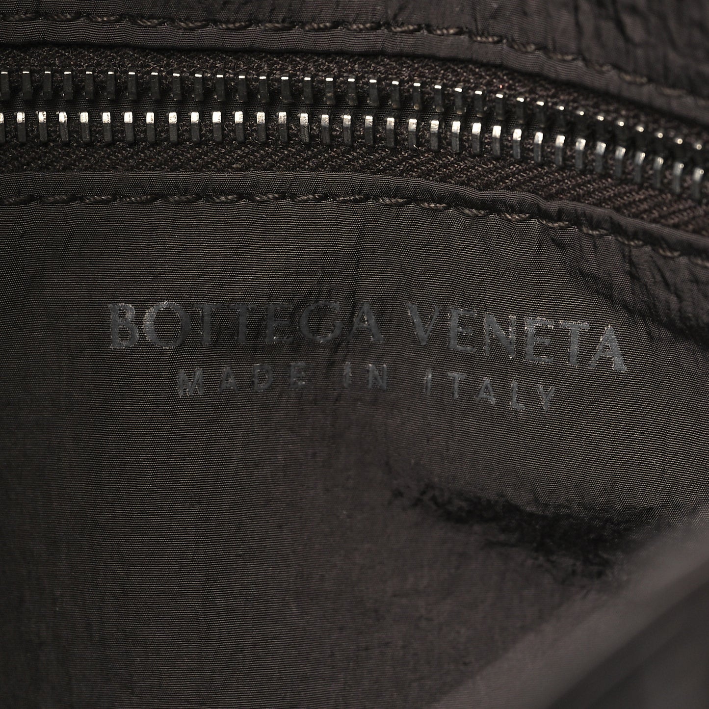 Paper Calfskin Maxi Intrecciato Cassette Crossbody Bag Fondant Bitter chocolate