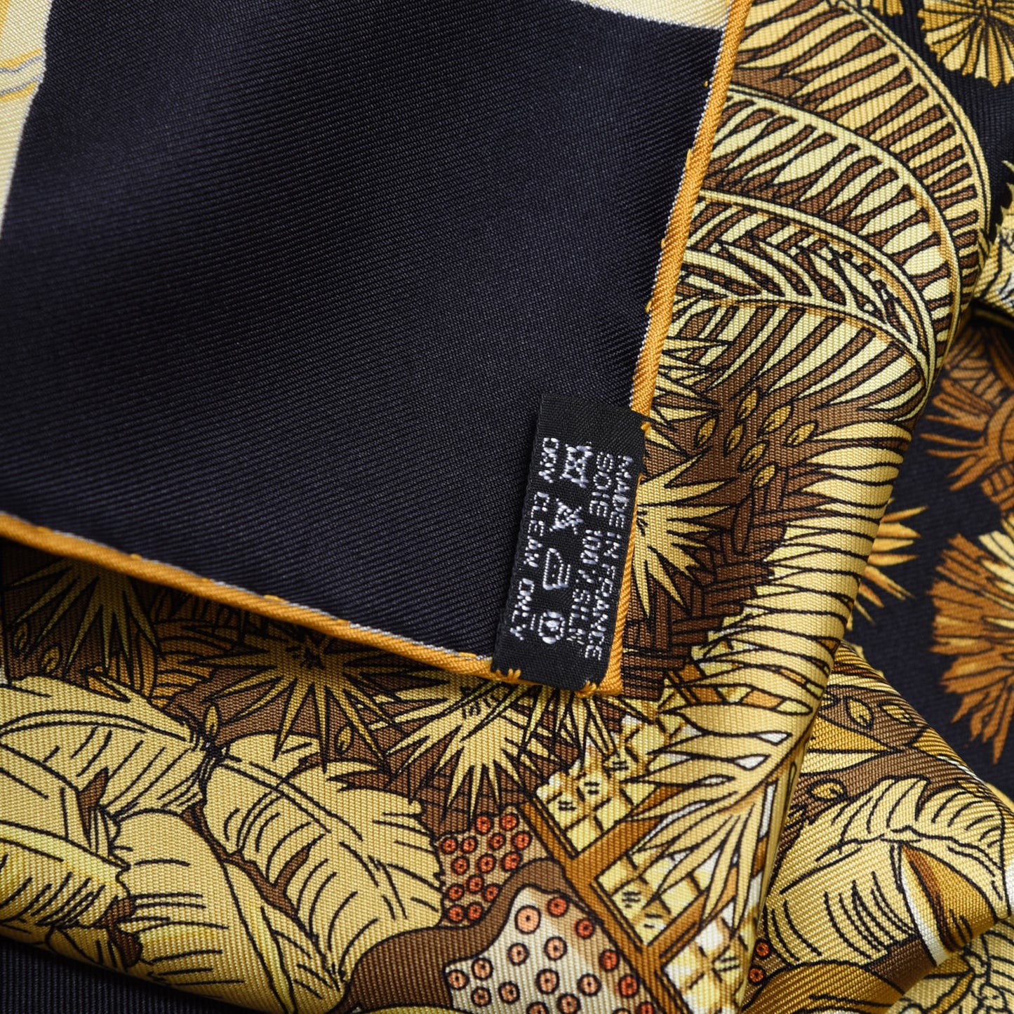Silk Jardins D Hiver Scarf 90