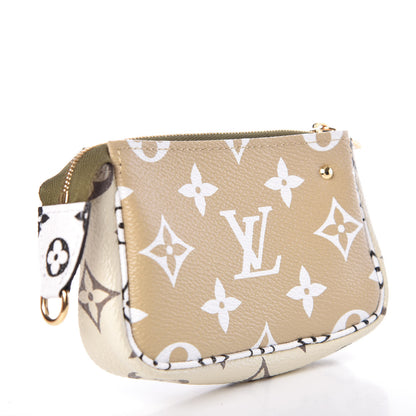 Louis Vuitton Monogram Giant Micro Pochette Accessories Kaki White 3 of 8