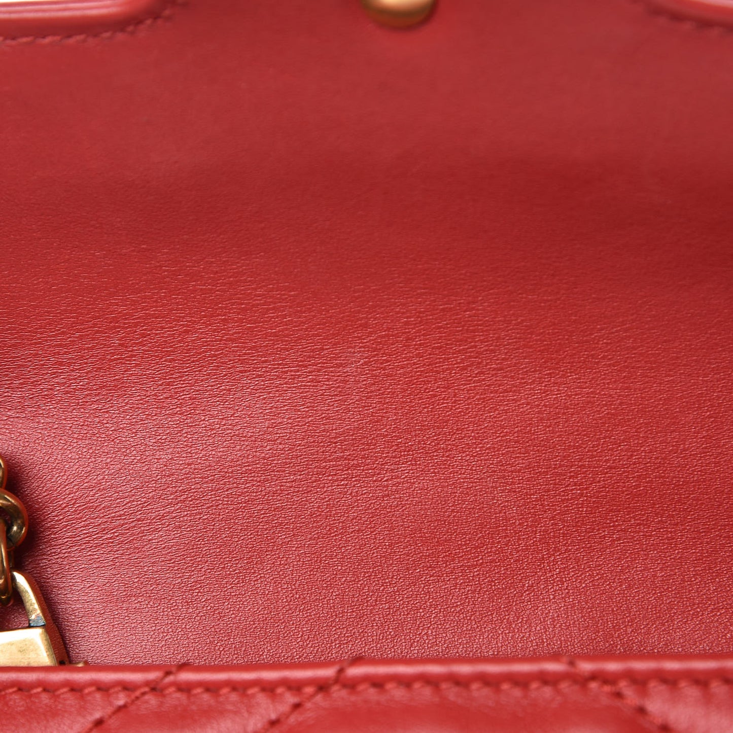 Calfskin Matelasse Super Mini GG Marmont Shoulder Bag Hibiscus Red