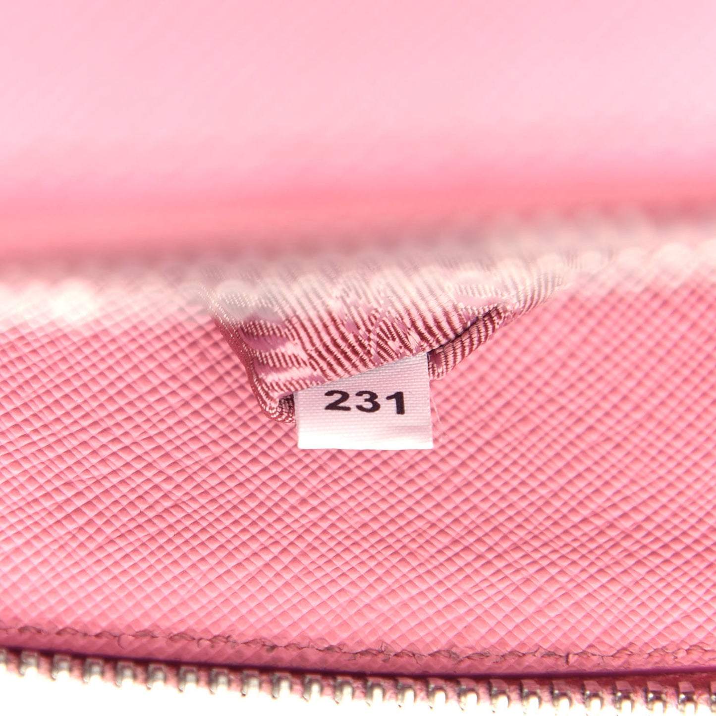 Saffiano Lux Small Promenade Tote Petalo