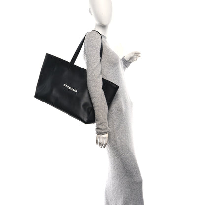 Balenciaga Smooth Calfskin Everyday East West Tote Bag Black 2 of 12