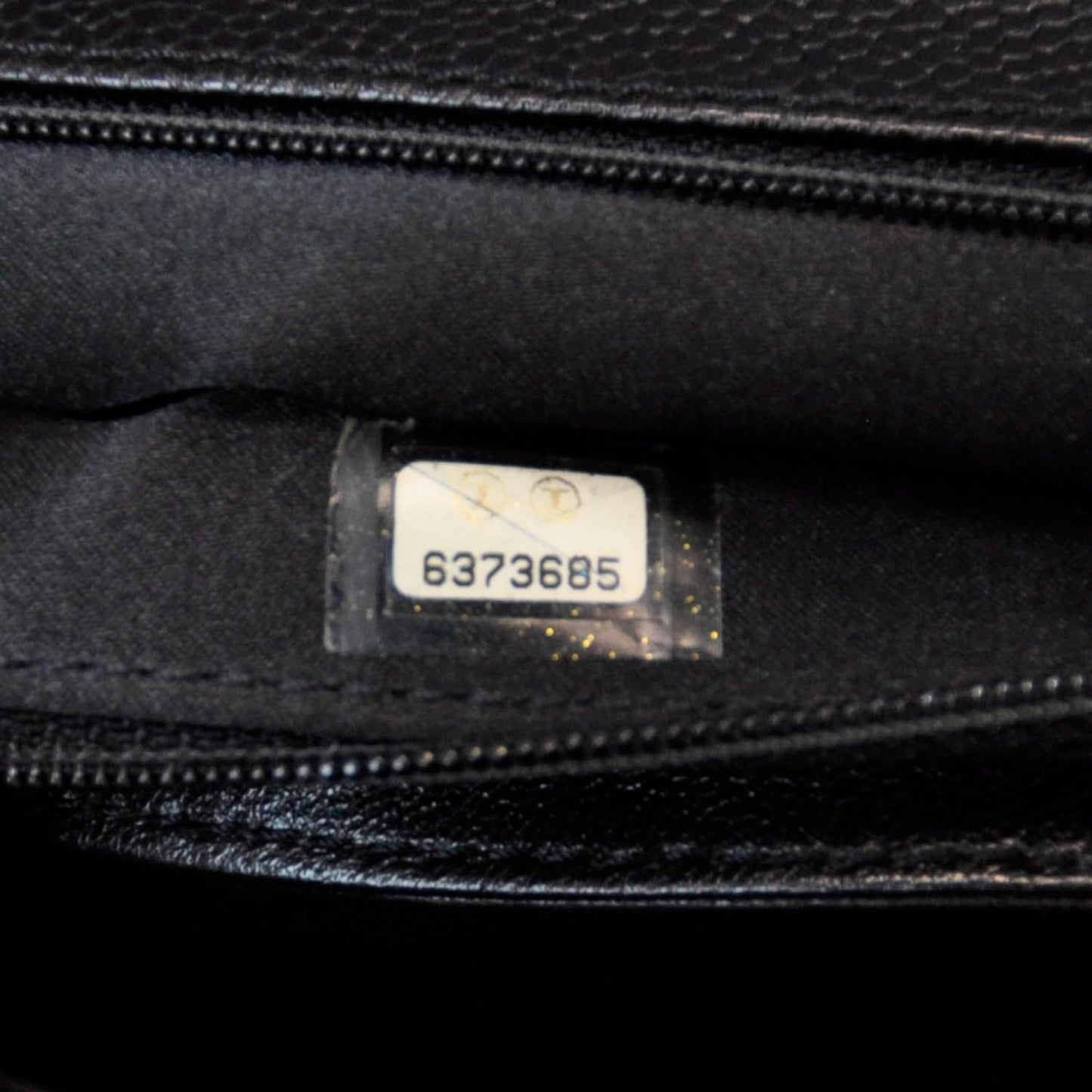 Caviar Kelly Flap Black