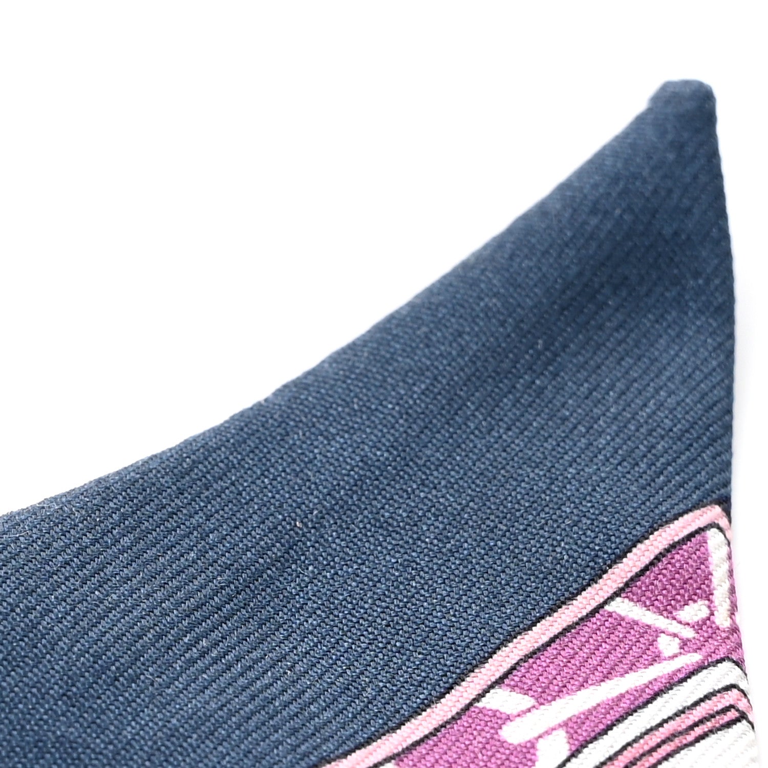 Hermes Silk La Promenade Du Matin Twilly Prune Rose Mauve 10 of 11