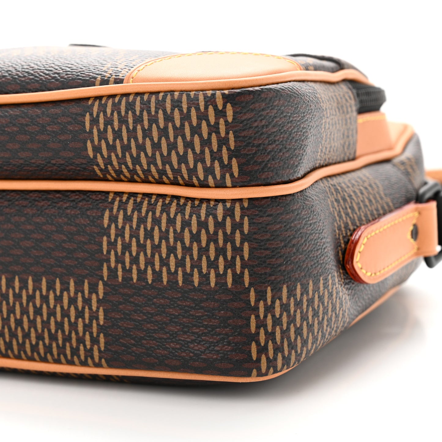 X NIGO Giant Damier Ebene Monogram Nil Messenger