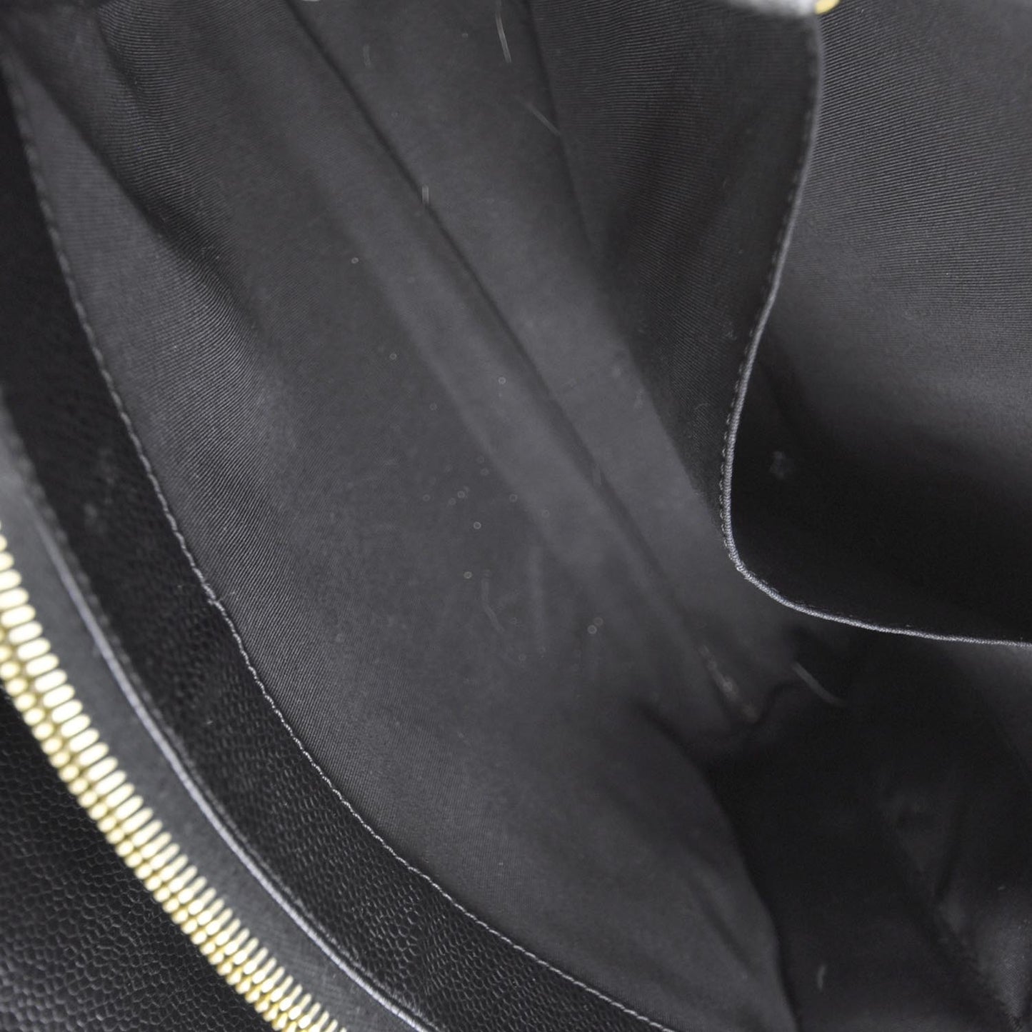 Caviar Quilted Grand Shopping Tote GST Black