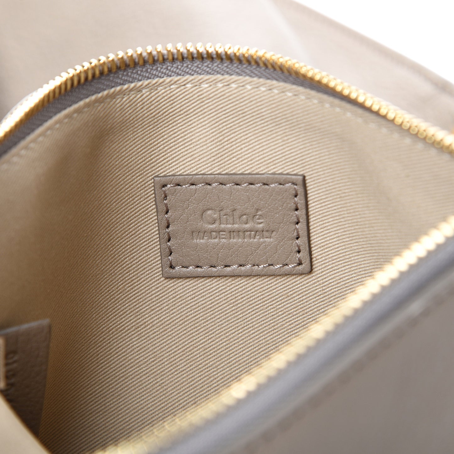 Smooth Calfskin Medium Vick Tote Motty Grey