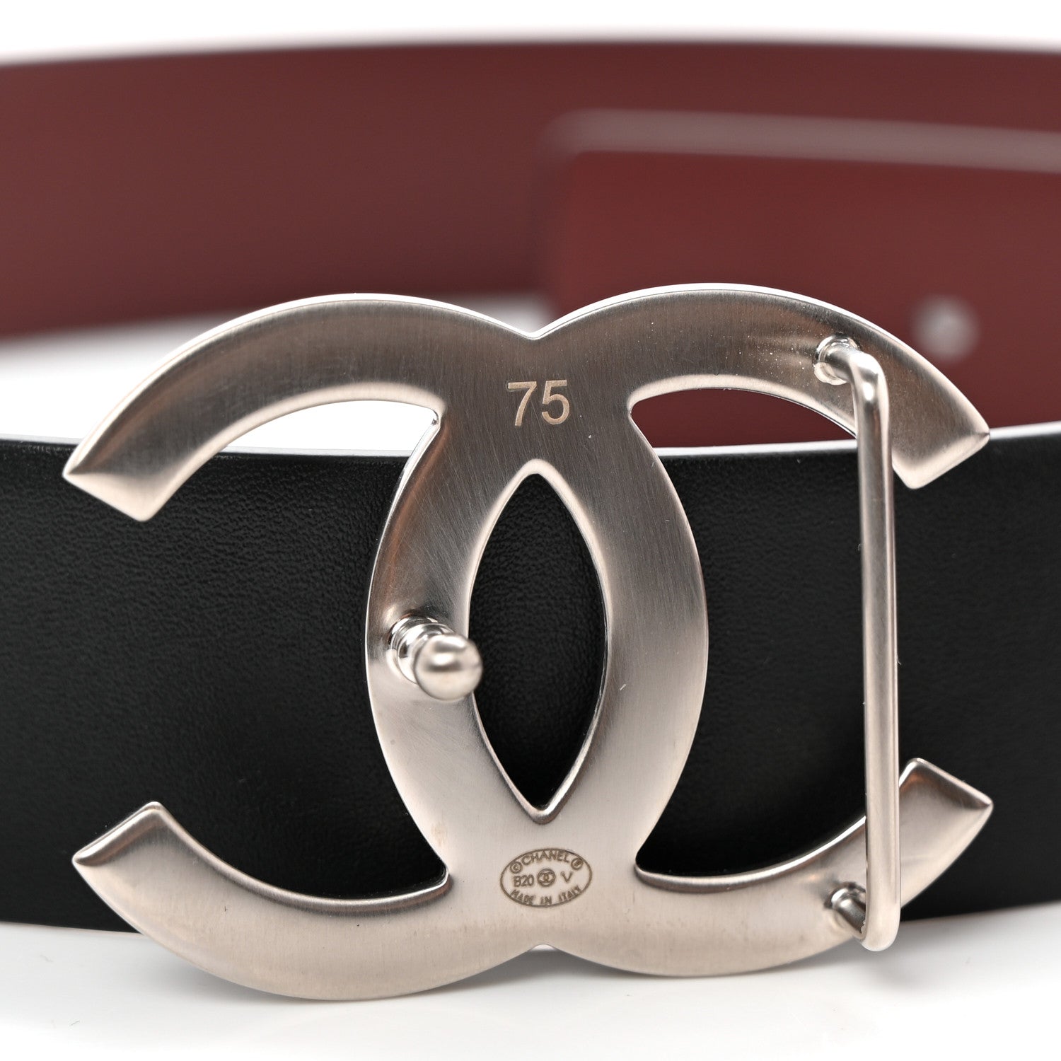 Chanel Calfskin CC Reversible Belt 75 30 Black Burgundy 5 of 5