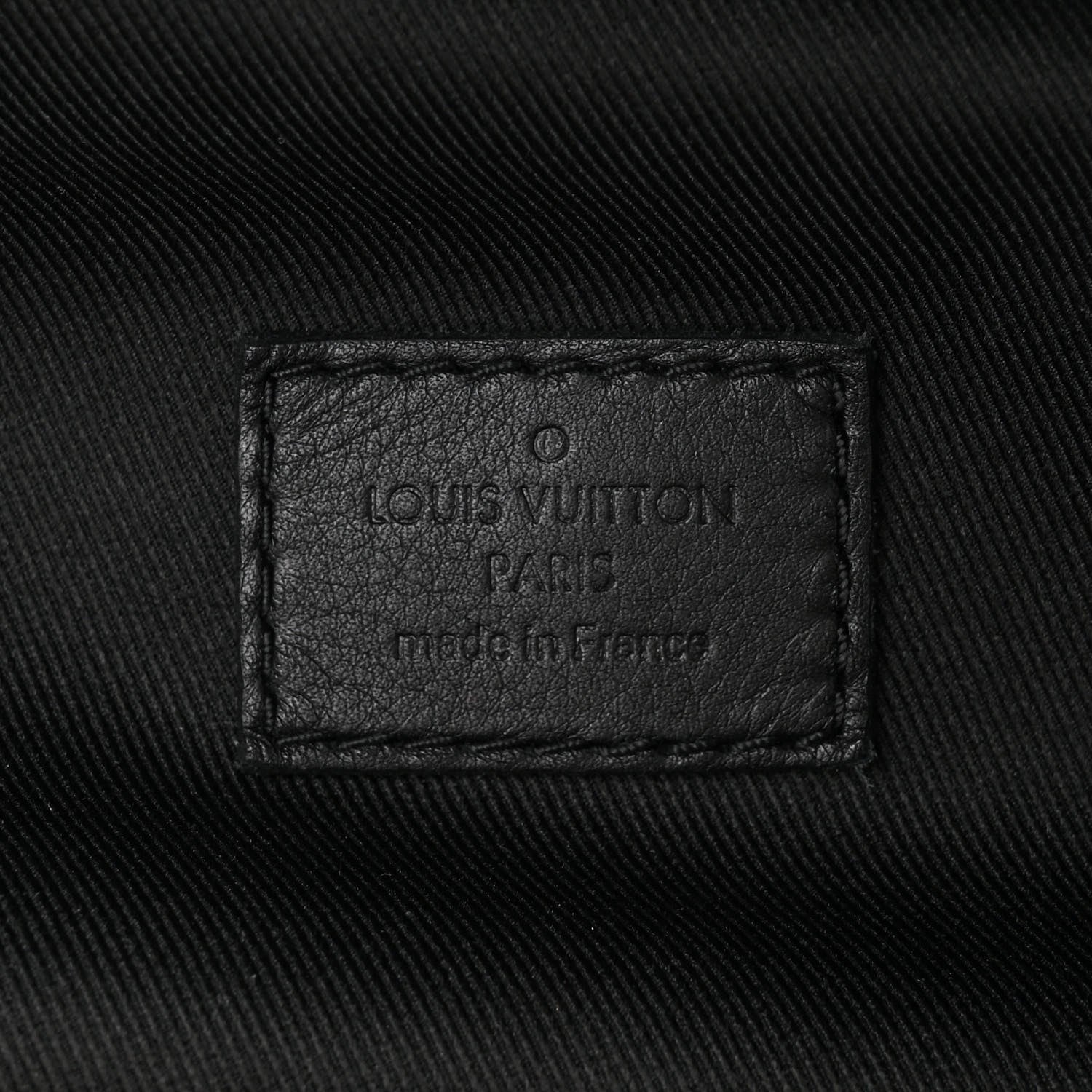 Louis Vuitton Calfskin Monogram Shadow Discovery Bumbag Black 6 of 10