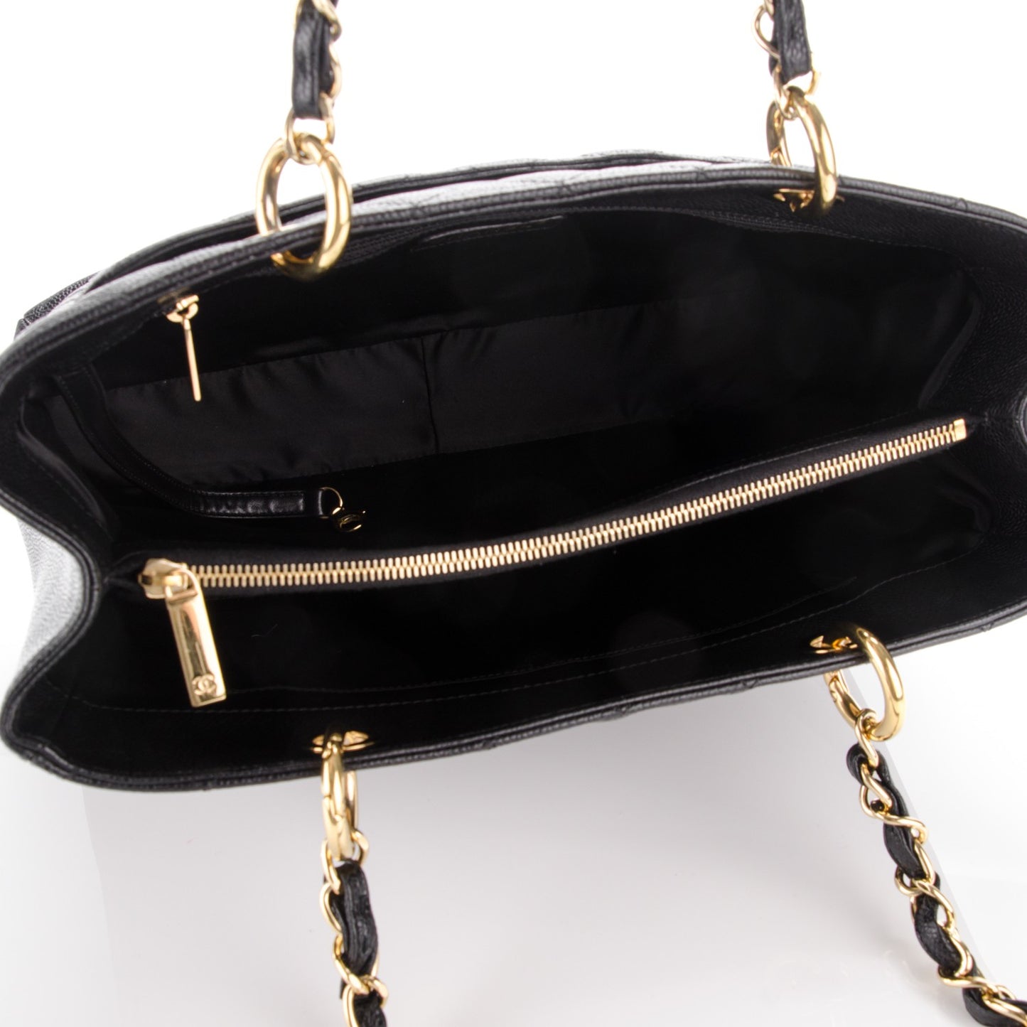 Caviar Quilted Grand Shopping Tote GST Black