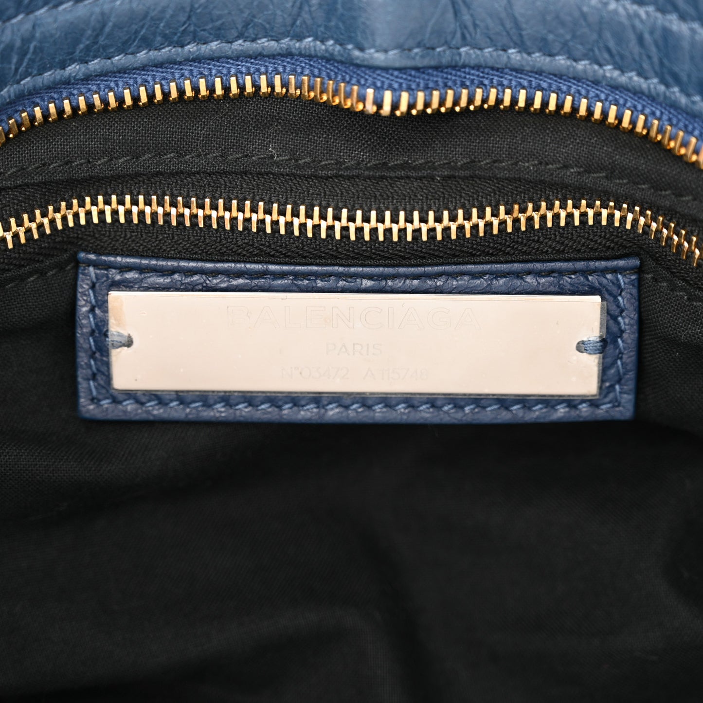 Agneau Classic Gold Hardware City Bleu Profond