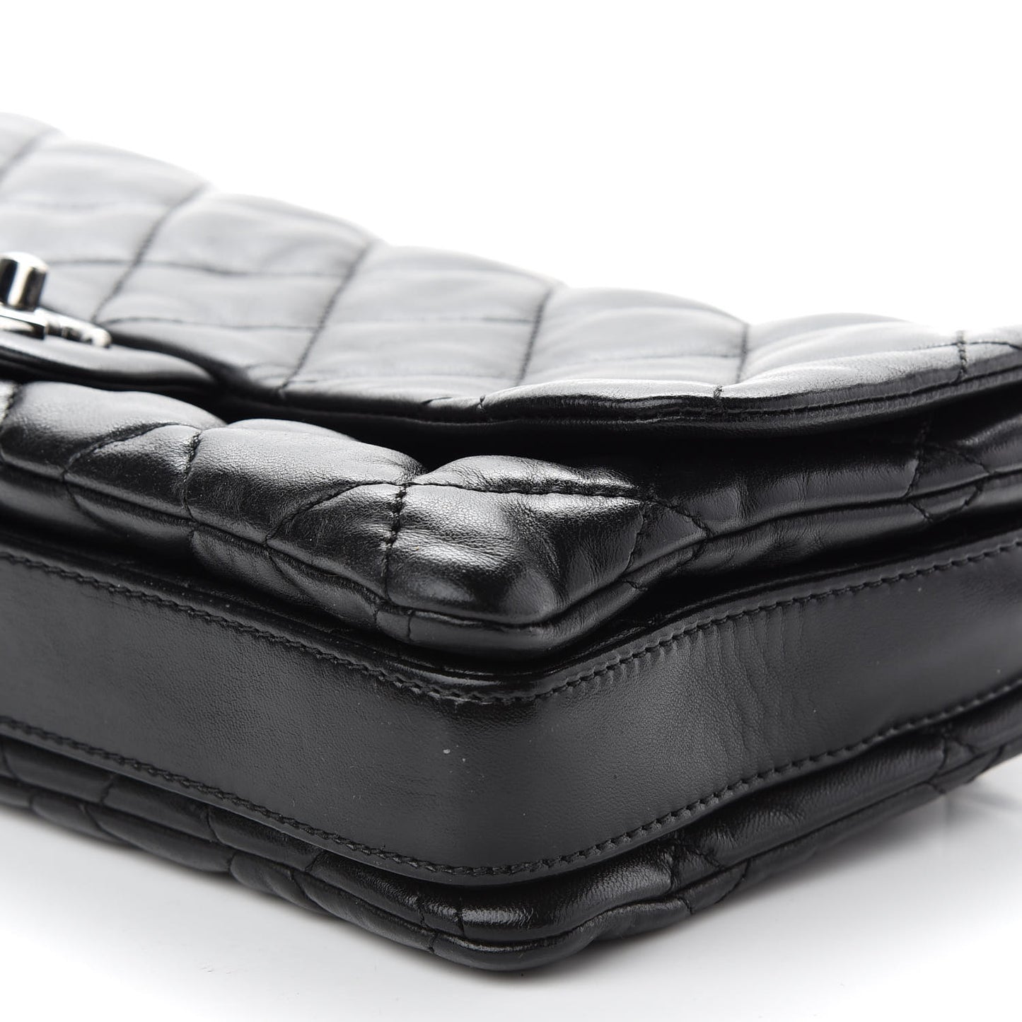 Lambskin Quilted Jumbo 3 Flap Black