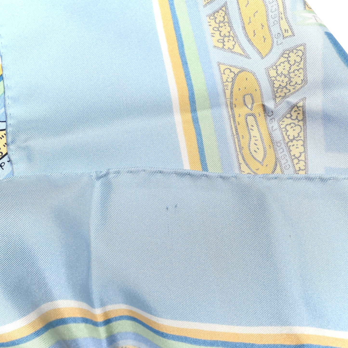 Silk Les Nouveaux Amoureux de Paris Scarf 90