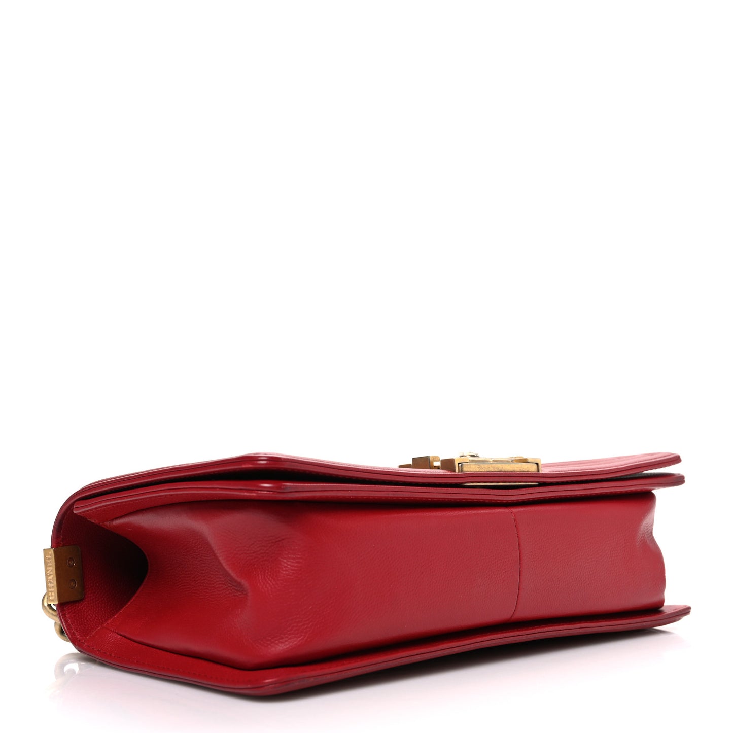 Caviar Quilted Medium Boy Flap Red