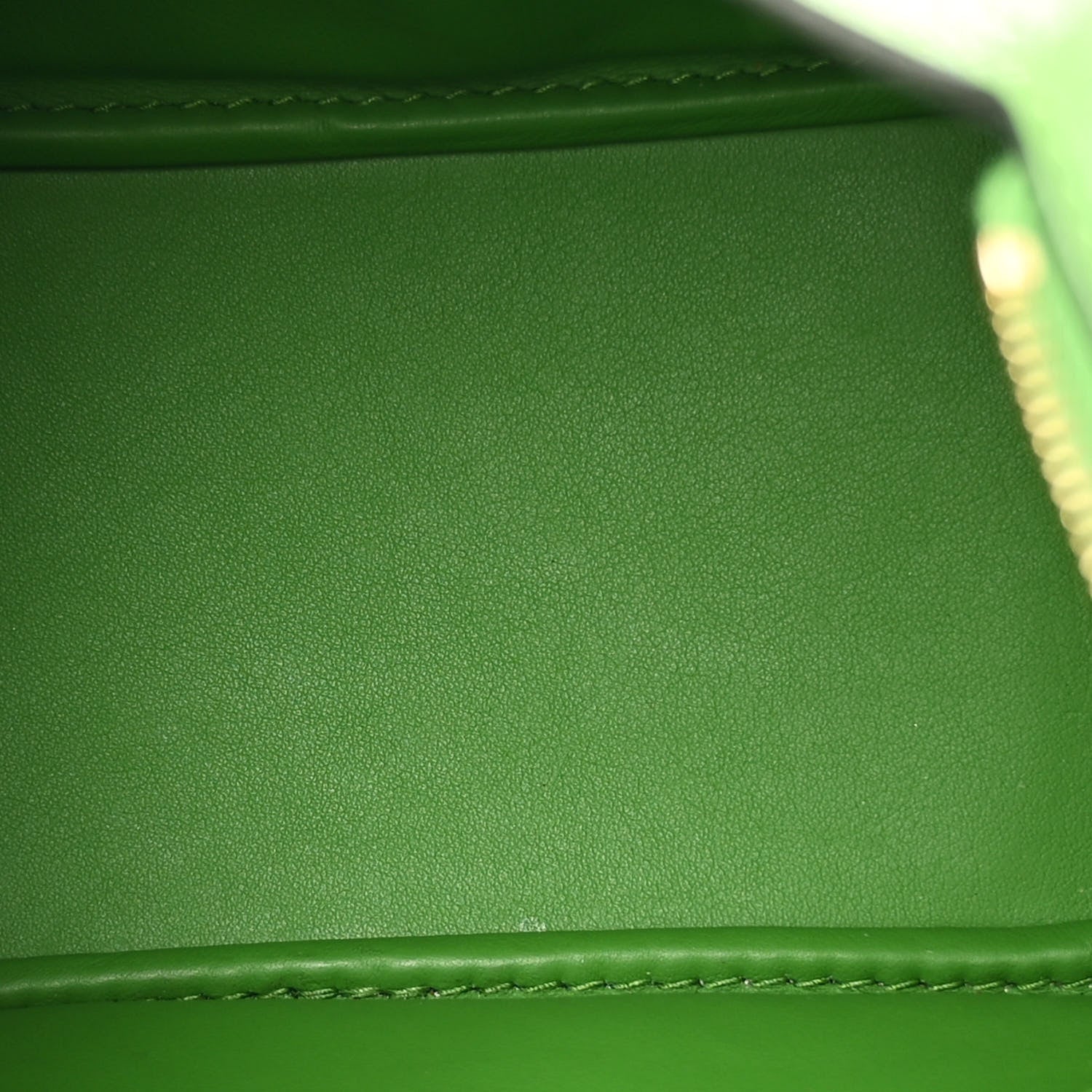 Hermes Taurillon Clemence Mini Lindy 20 Vert Yucca 5 of 12