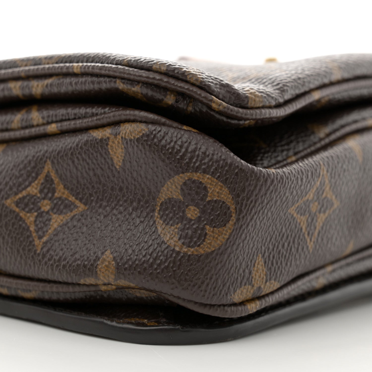 Louis Vuitton Monogram Pochette Metis 9 of 13