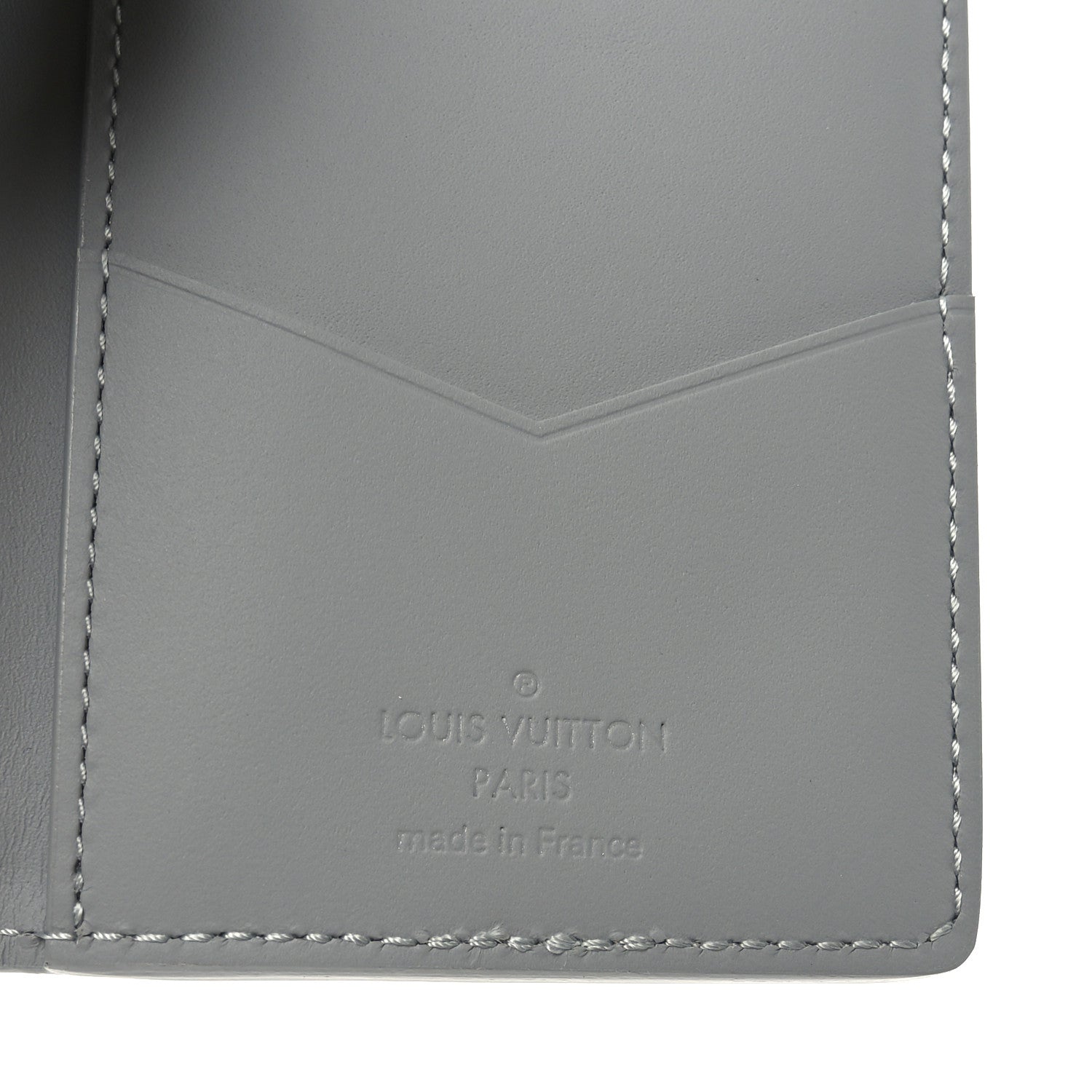 Louis Vuitton Grained Calfskin Aerogram Pocket Organizer Gray 6 of 6