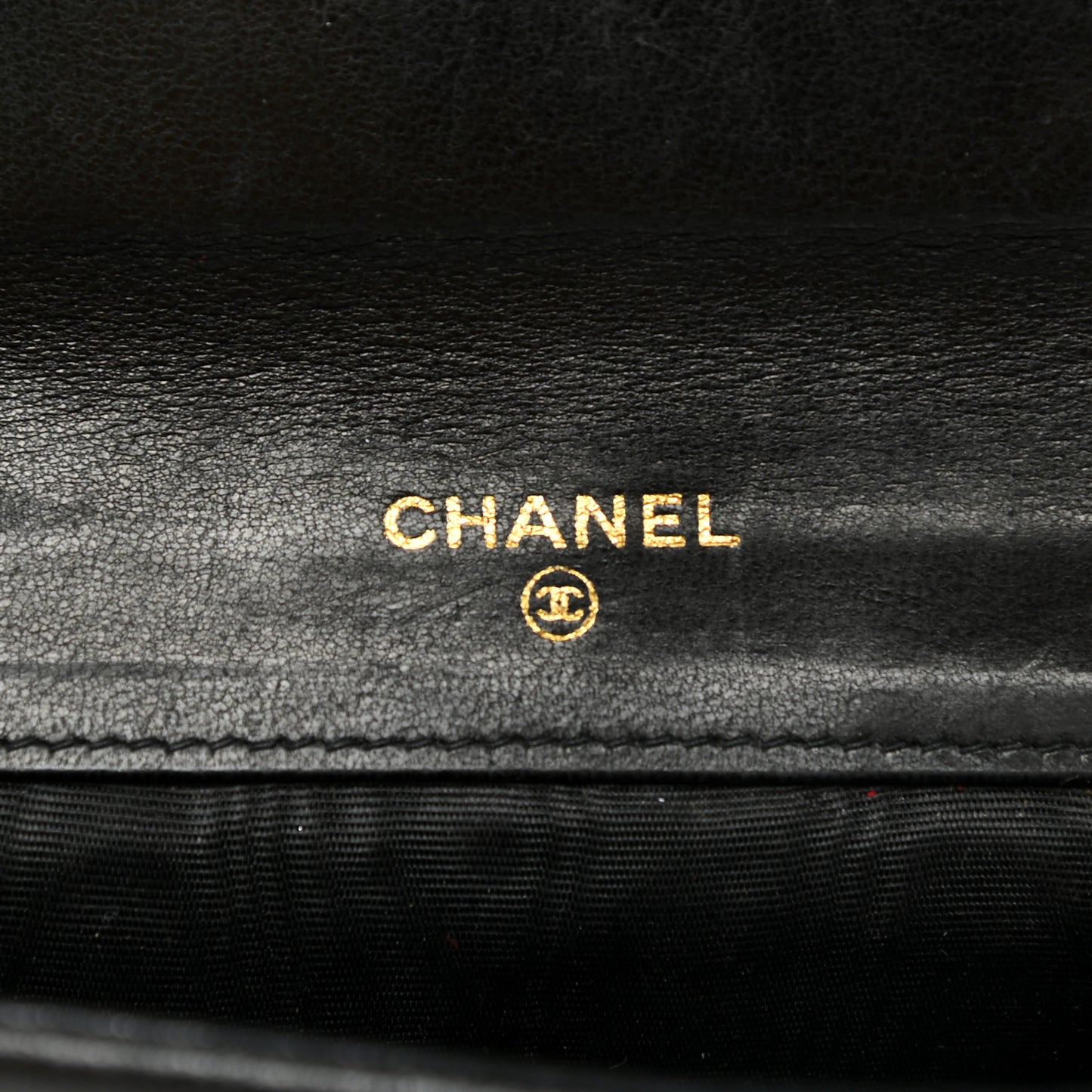 Caviar Timeless CC Yen Wallet Black