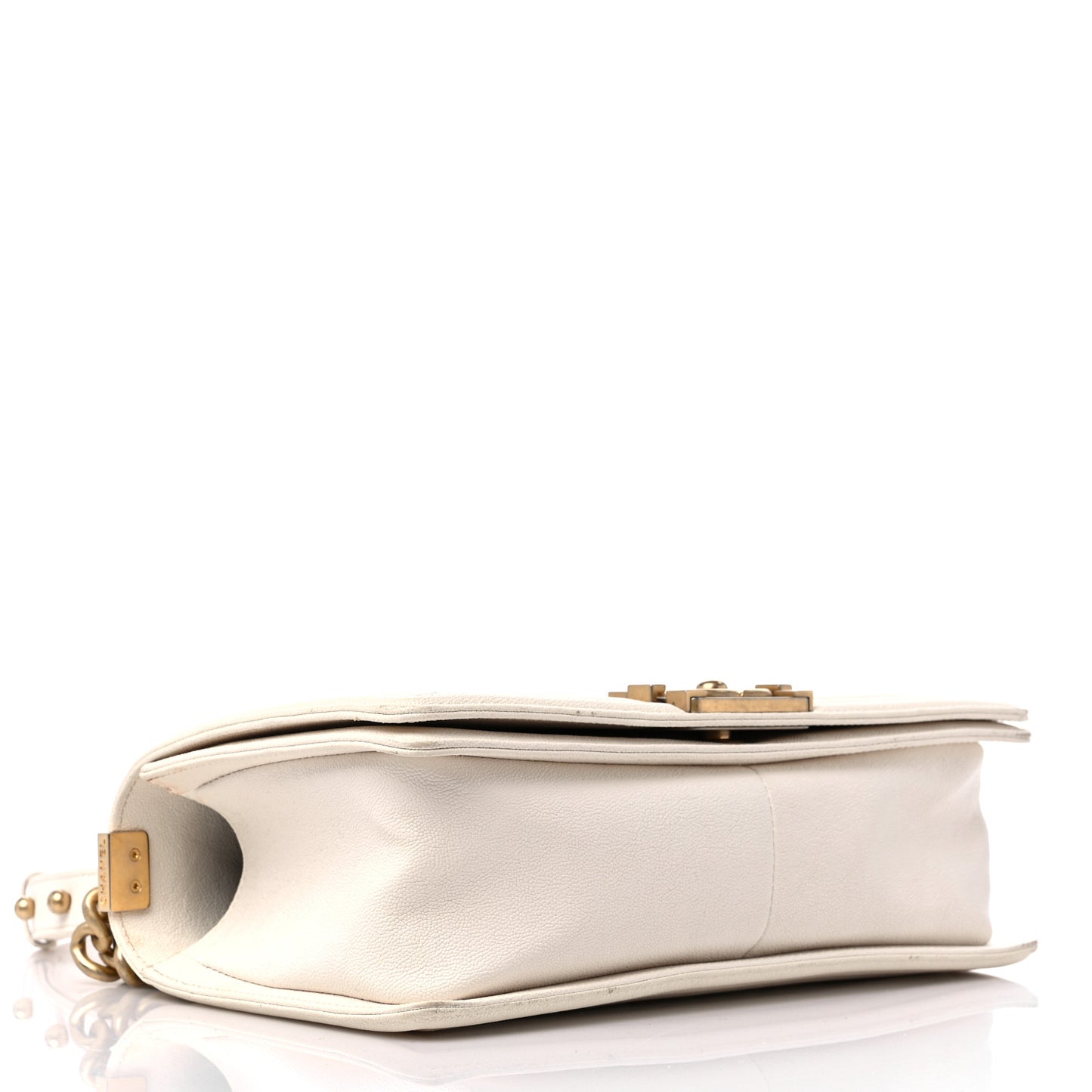 Caviar Quilted Medium Boy Flap White